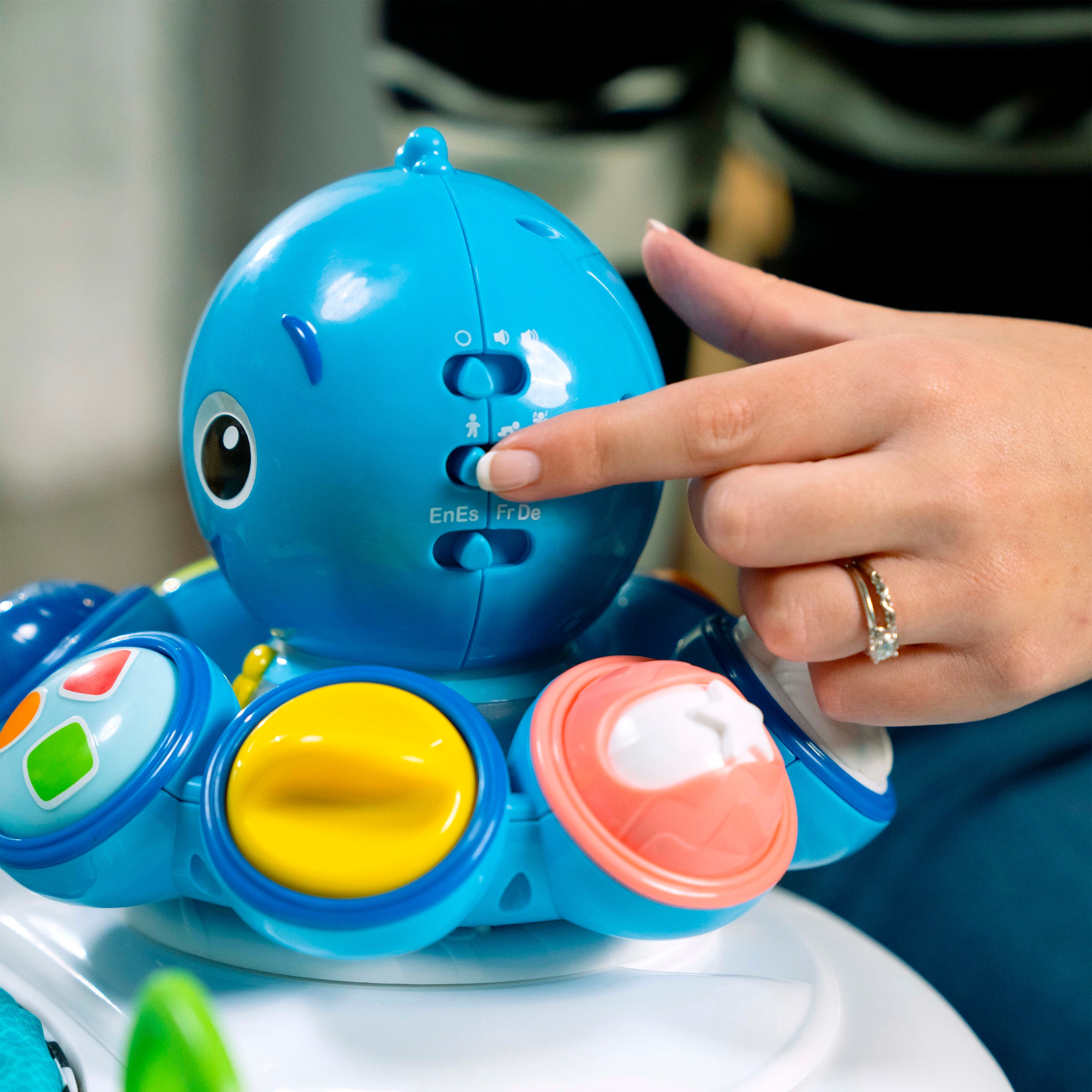 Baby Einstein Trotteur »Step & Twirl Opus™ 4-in-1 Activity Walker« mit Licht und Sound