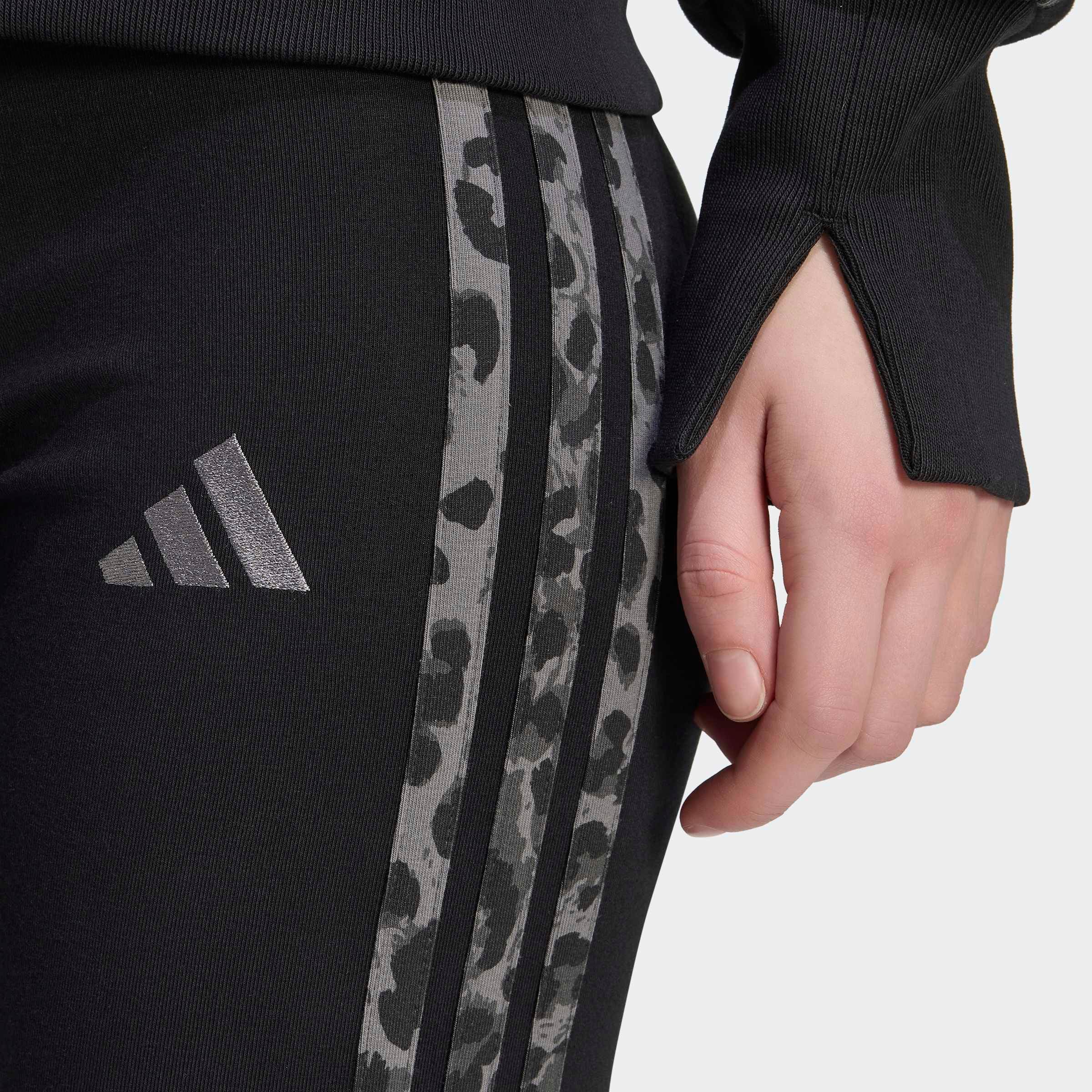 adidas Sportswear Leggings »W AOP 3S LEG«  für Erwachsene, mit sportlichem Stil, eng anliegende Passform