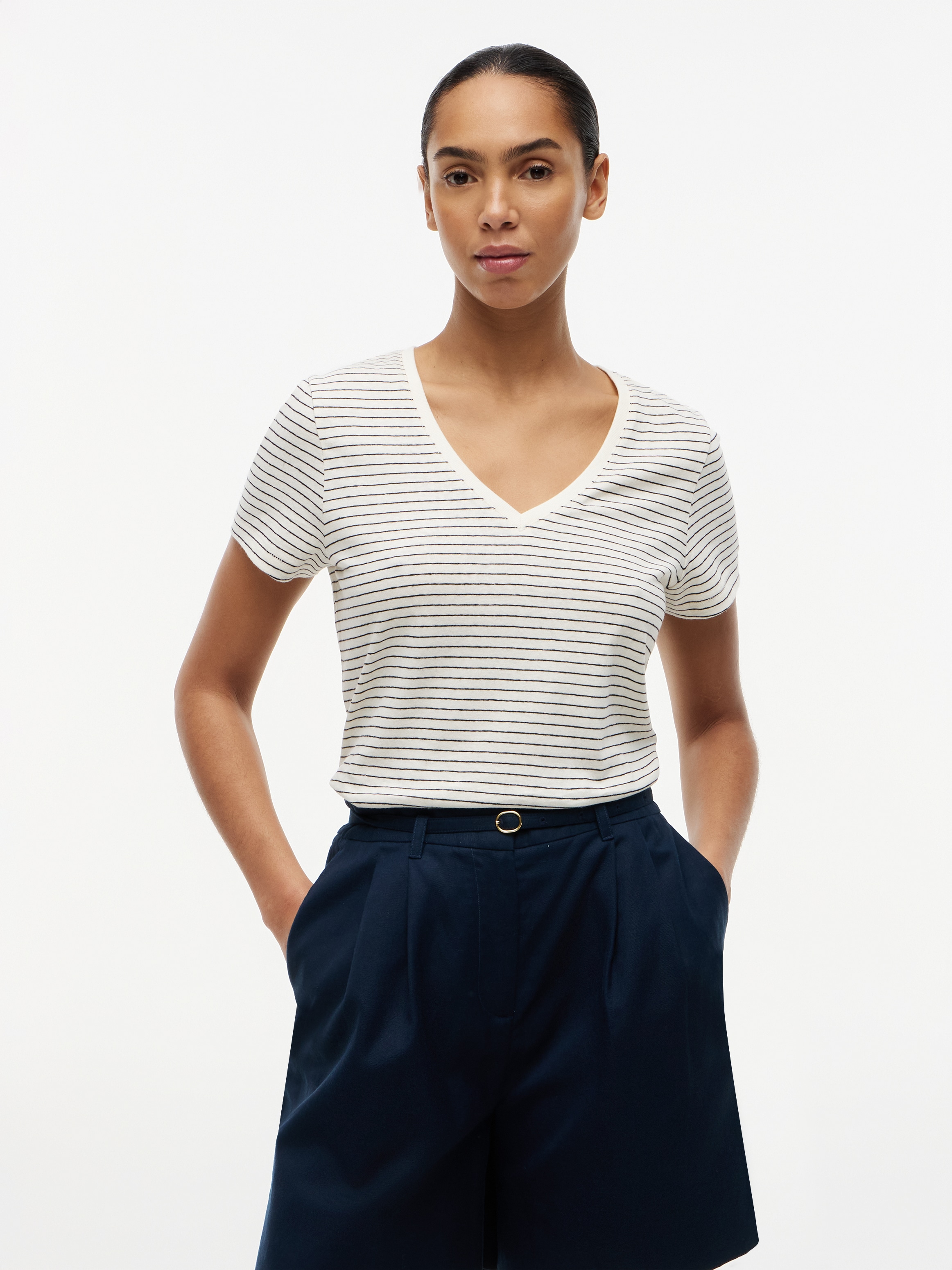 Image of Tommy Hilfiger Kurzarmshirt "CO LINEN V-NECK SHORT SLEEVE TEE" mit V-Ausschnitt, Regular Fit