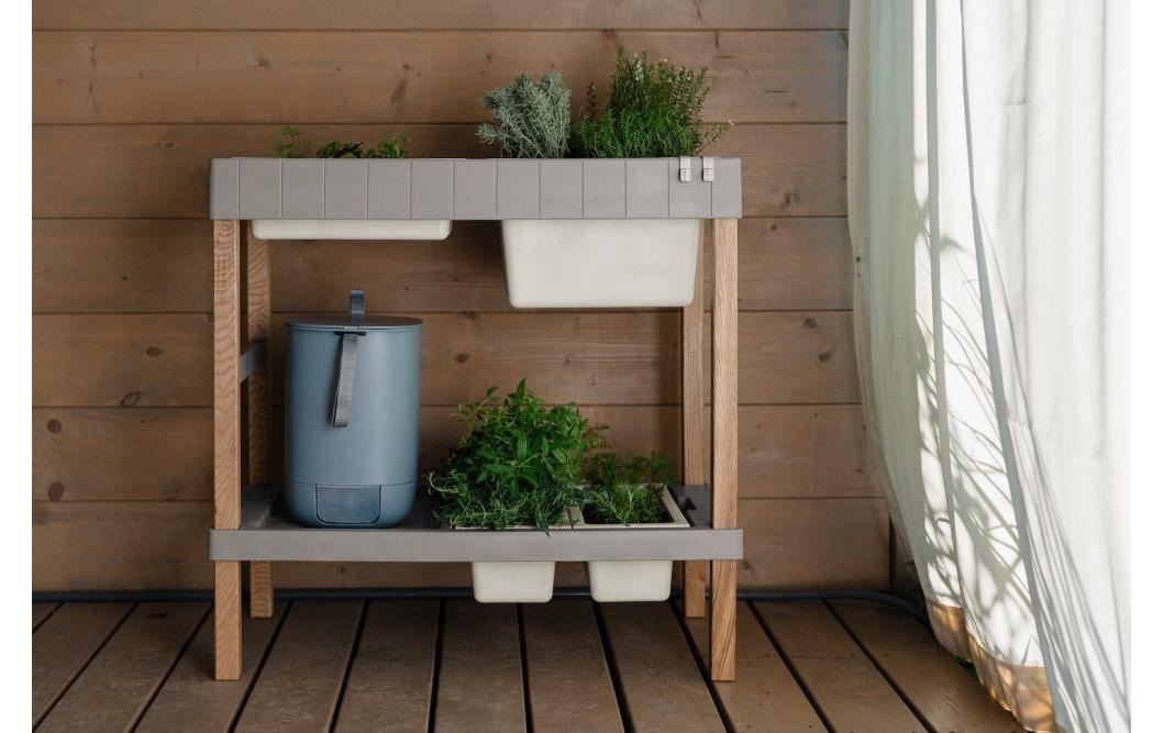   Parterre d'herbes »Plastia KräuterInsel«