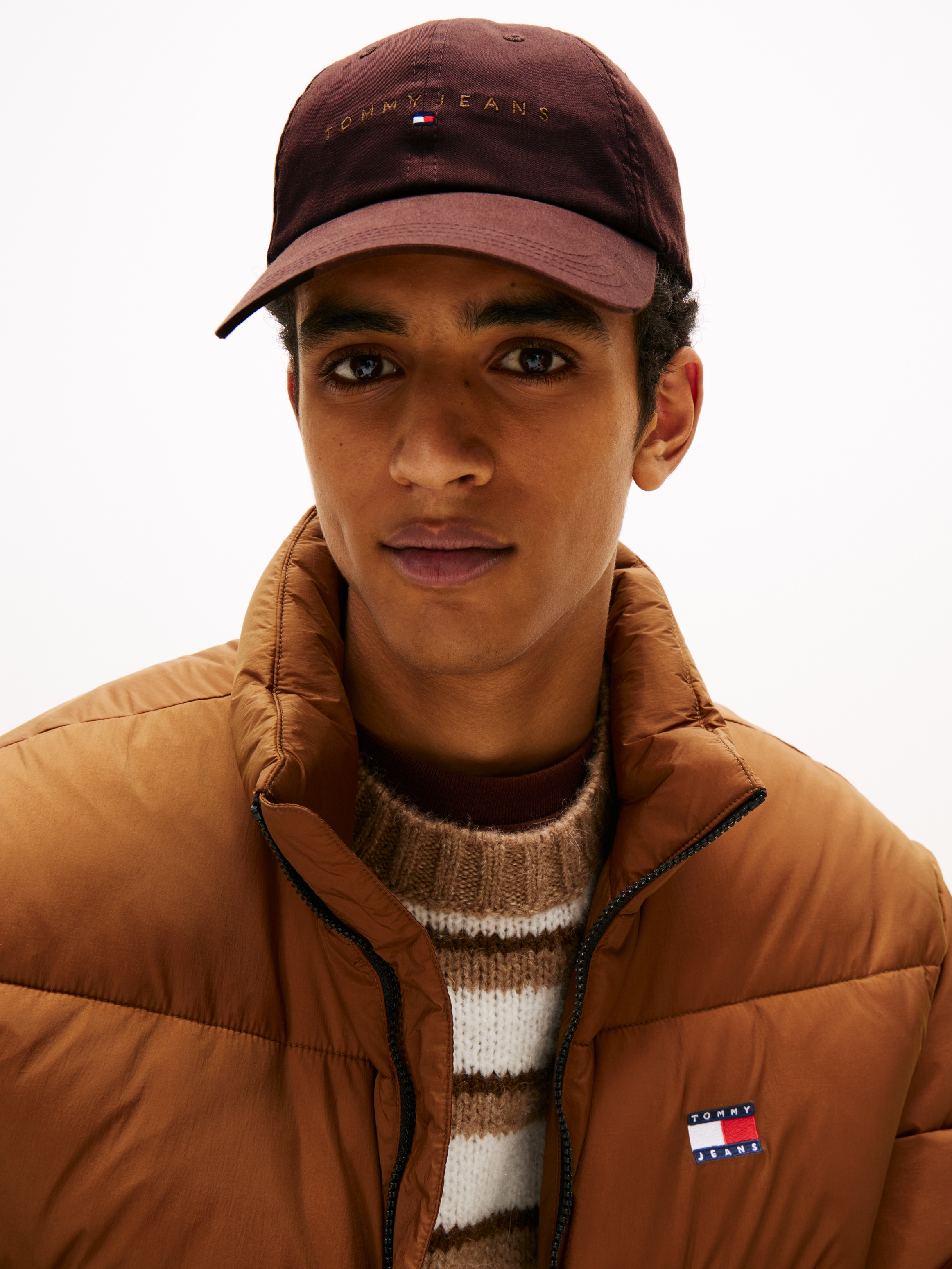 Tommy Jeans Casquette de baseball »TJM LINEAR LOGO CAP« UNISEX Klemmverschluss, grosse Logostickerei