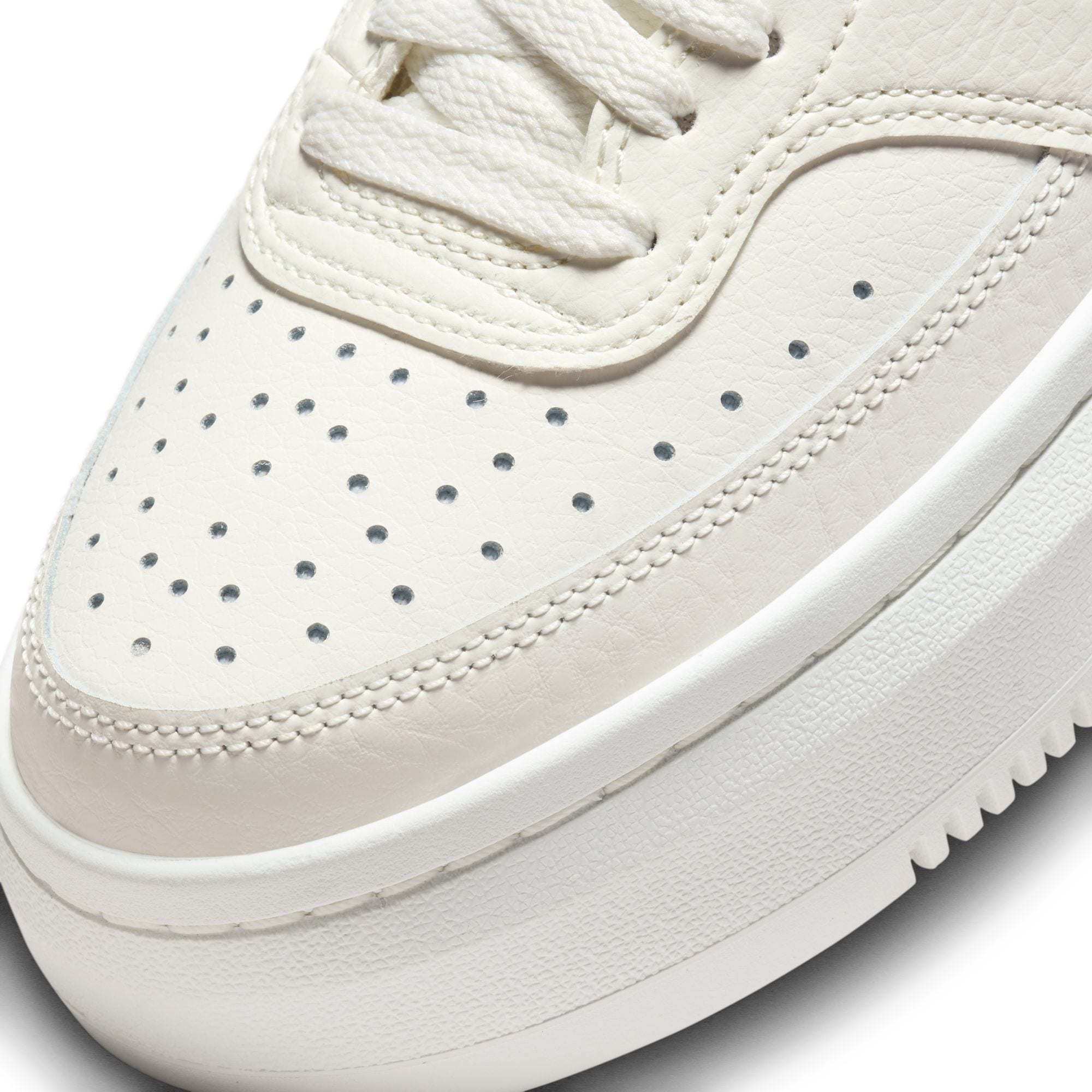 Nike Sportswear Sneaker »COURT VISION ALTA«, Design auf den Spuren des Air Force 1