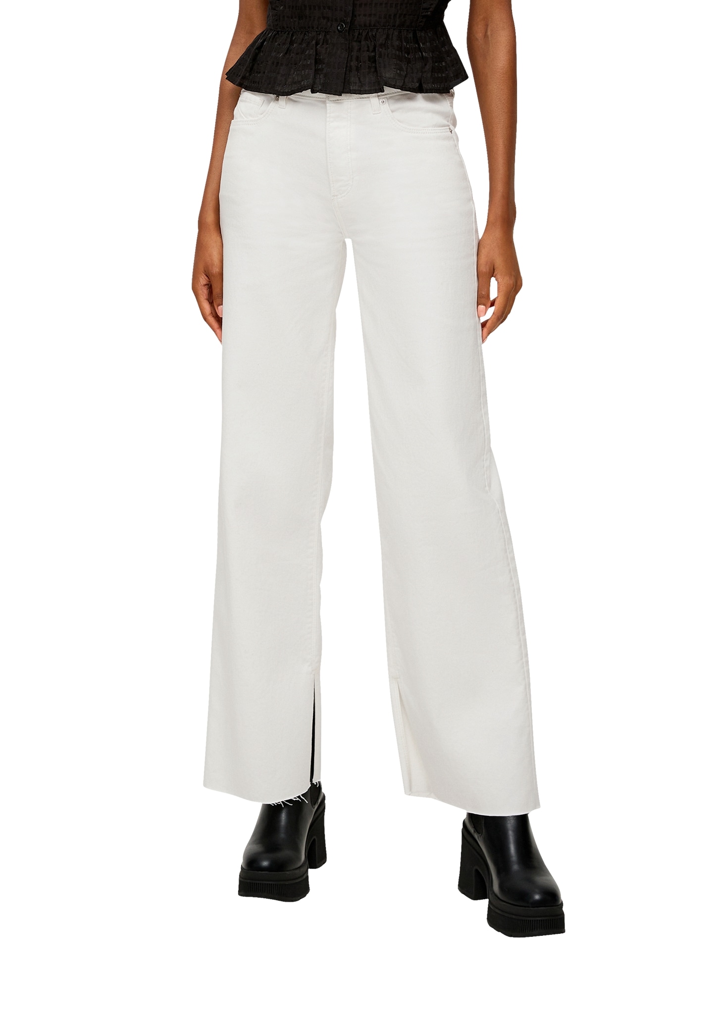 QS Weite Jeans, im 5-Pocket-Stil und mit Schlitz an den Beinabschlüssen-qs 1