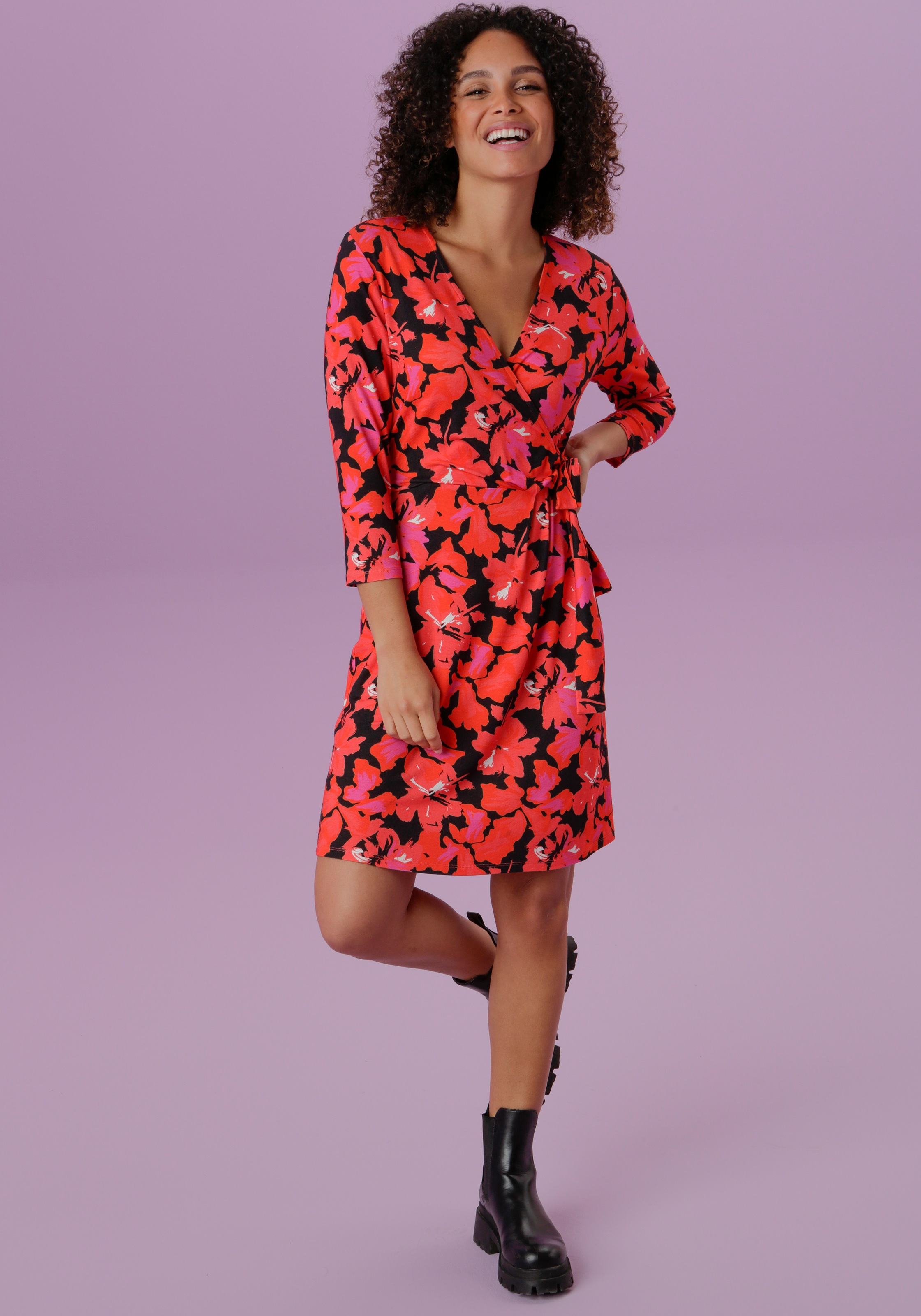 Image of Aniston SELECTED Jerseykleid, mit seitlichem Bindeband am Wickel-Ausschnitt bei Ackermann Versand Schweiz