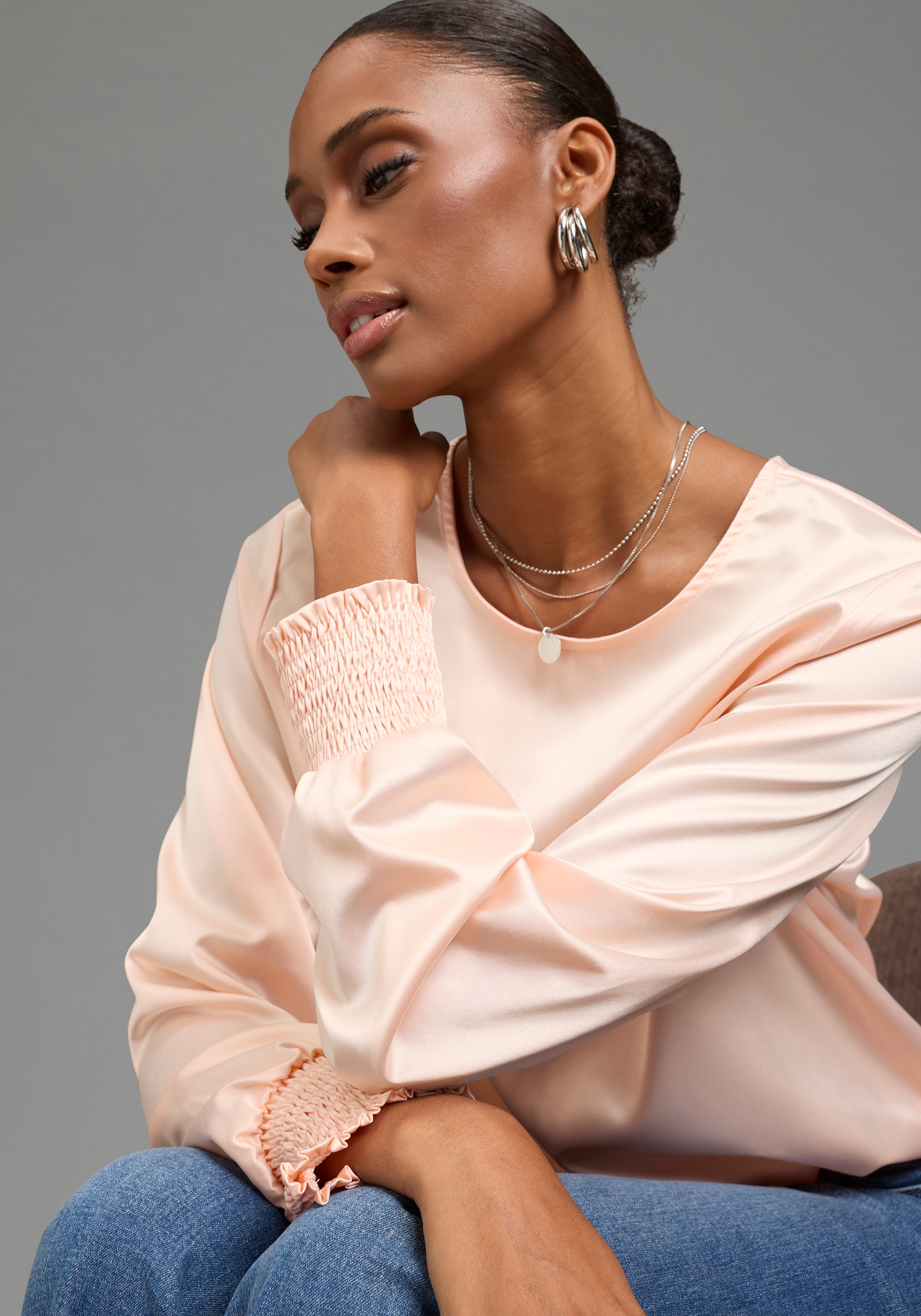 Laura Scott Blouse à enfiler Blouse en satin festive, bord côte élastique aux manches, tissu brillant
