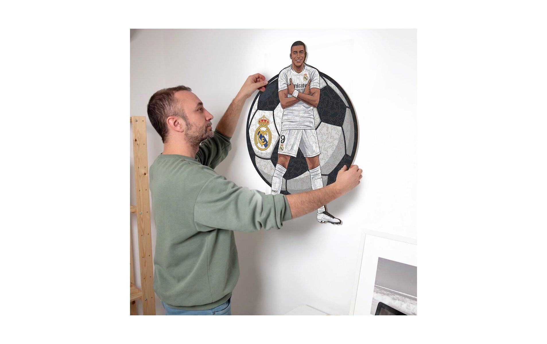   Puzzle »Iconic Kylian Mbappé – Real Madrid« Holzart: Birke (Herkunftsland: China)