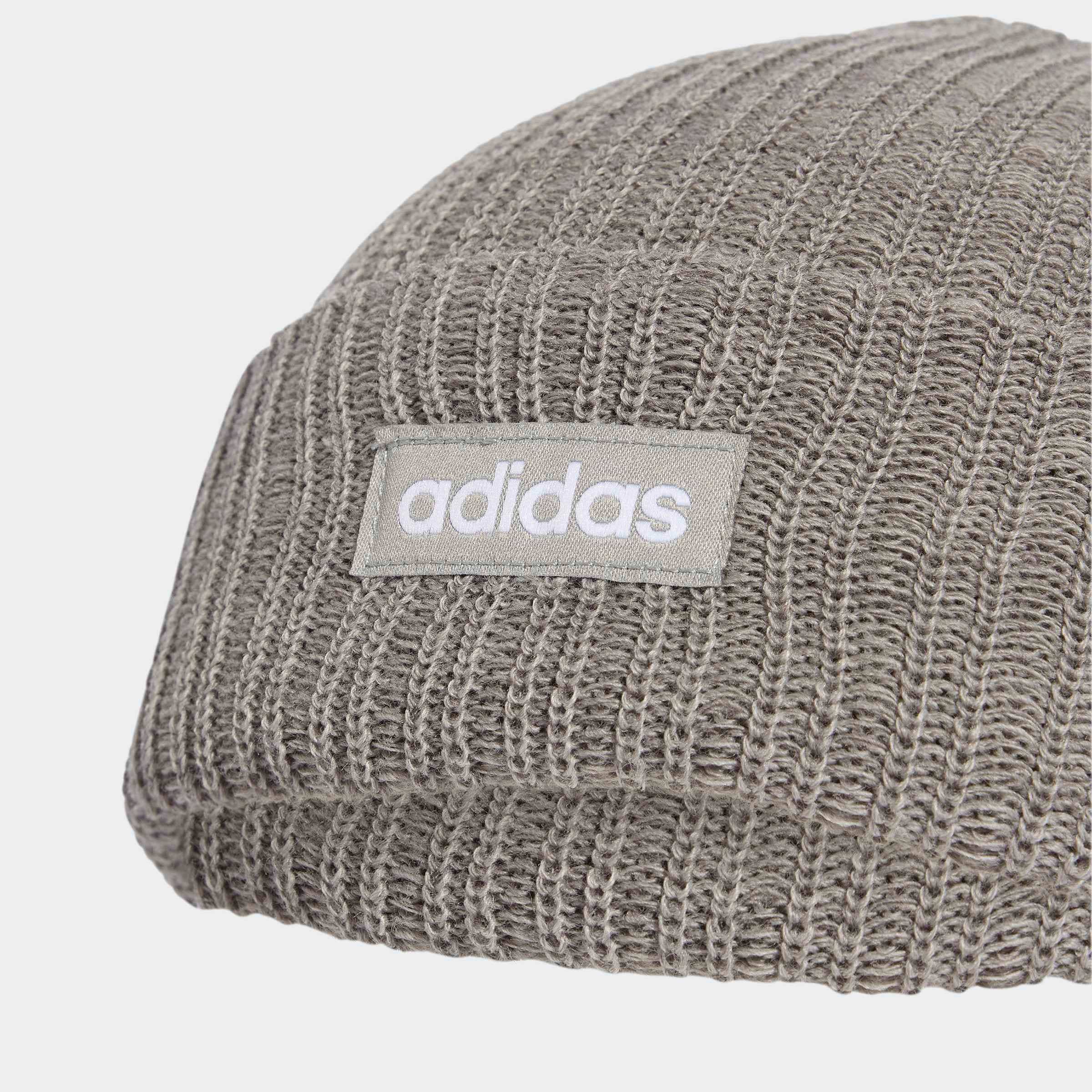 adidas Sportswear Beanie »LINEAR BEANIE CUFF« mit umgeschlagenem Bündchen, schlichtes Design, zeitlose Silhouette