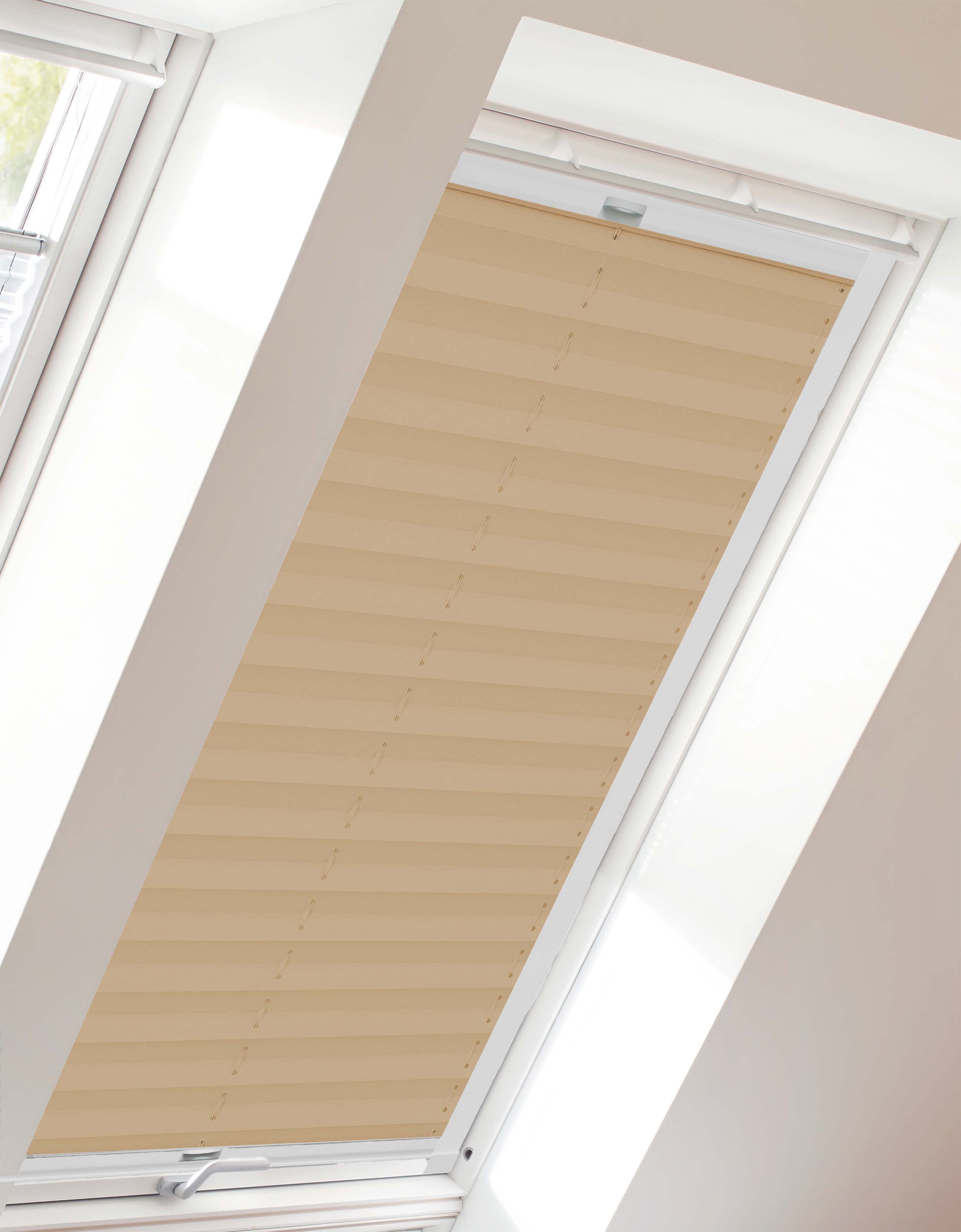 Image of sunlines Dachfensterplissee "StartUp Style Crepe" Lichtschutz verspannt mit Führungsschienen