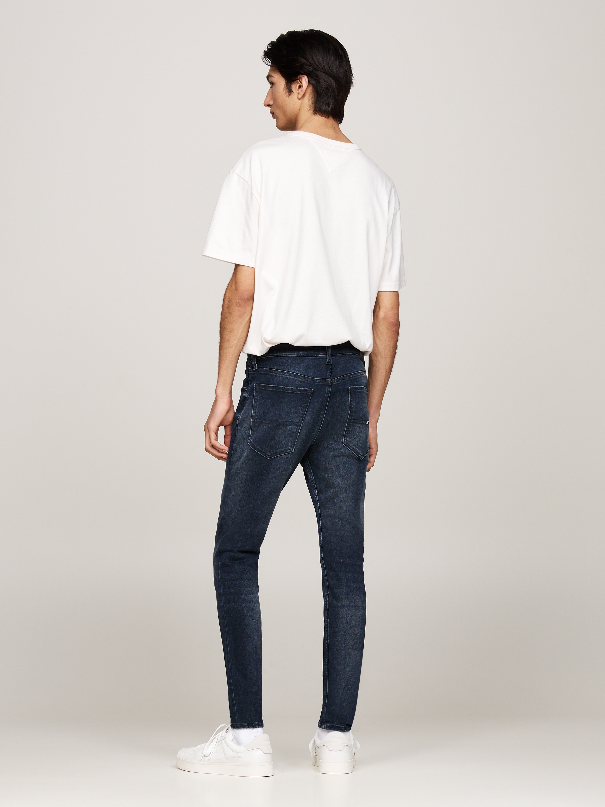 Tommy Jeans Skinny-fit-Jeans »SIMON SKNY«, mit Logoprägung