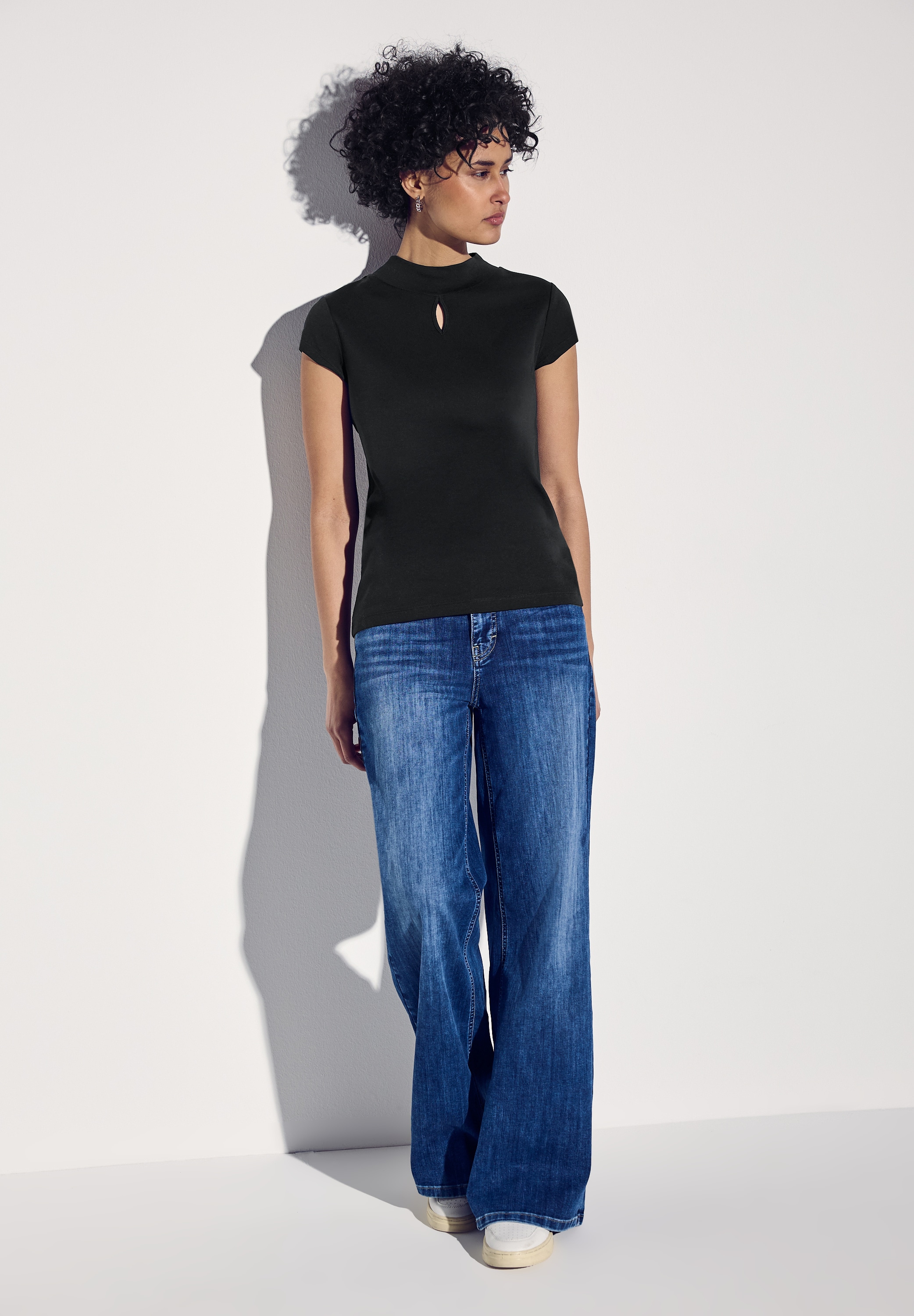 STREET ONE T-Shirt, mit dezentem Cut-Out