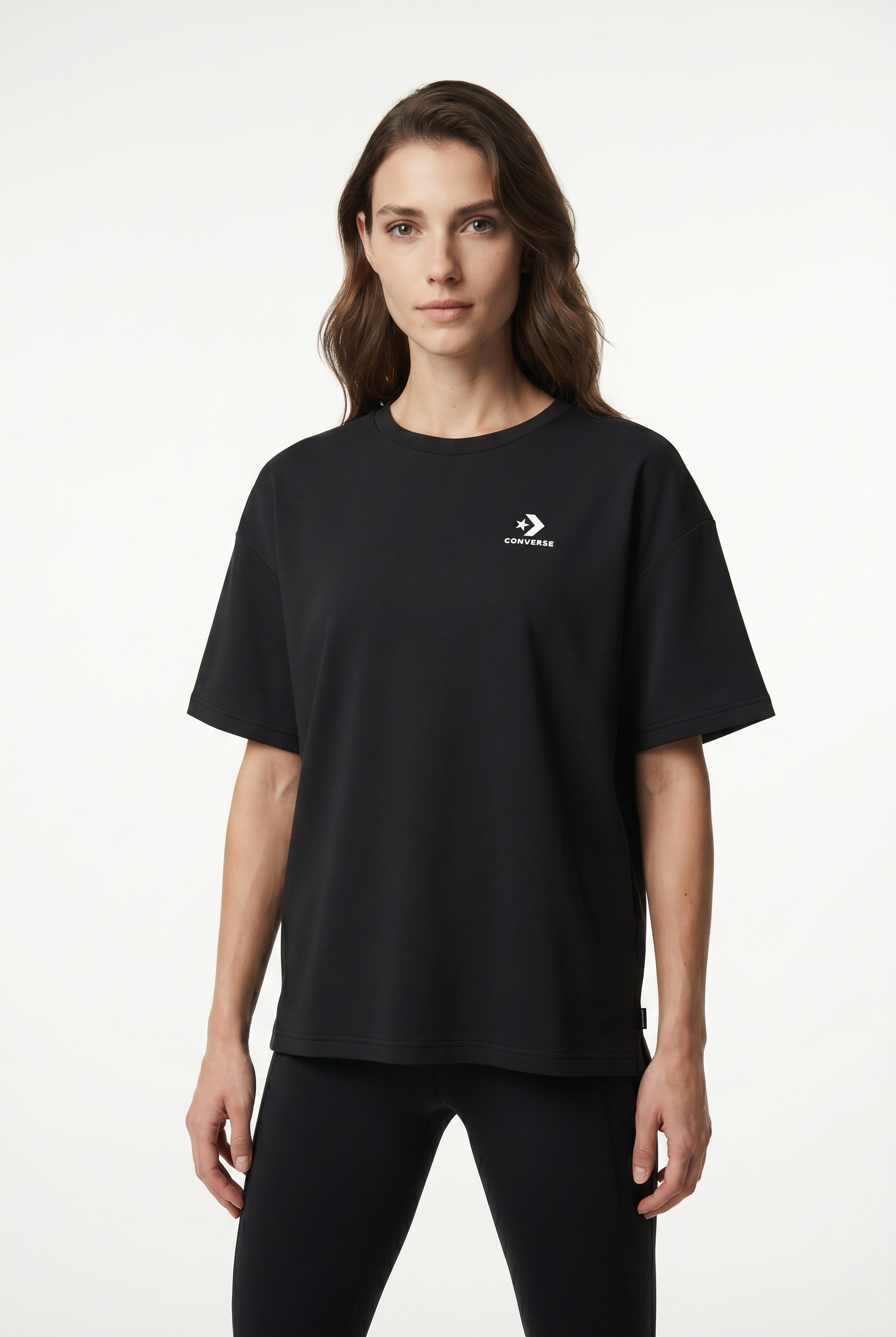 Converse T-Shirt »STAR CHEVRON OVERSIZED TEE« sportlicher Stil, Kurzarm, aus Baumwolle, Rundhalsausschnitt