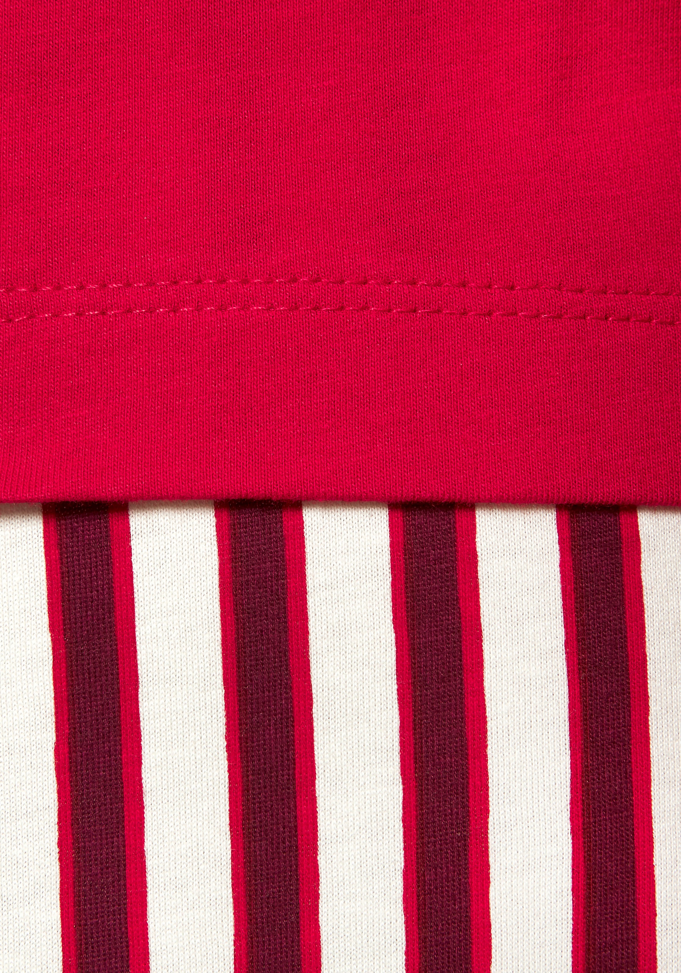 LASCANA Pyjama Set, 2 tlg. Mit Weihnachtlichem Muster