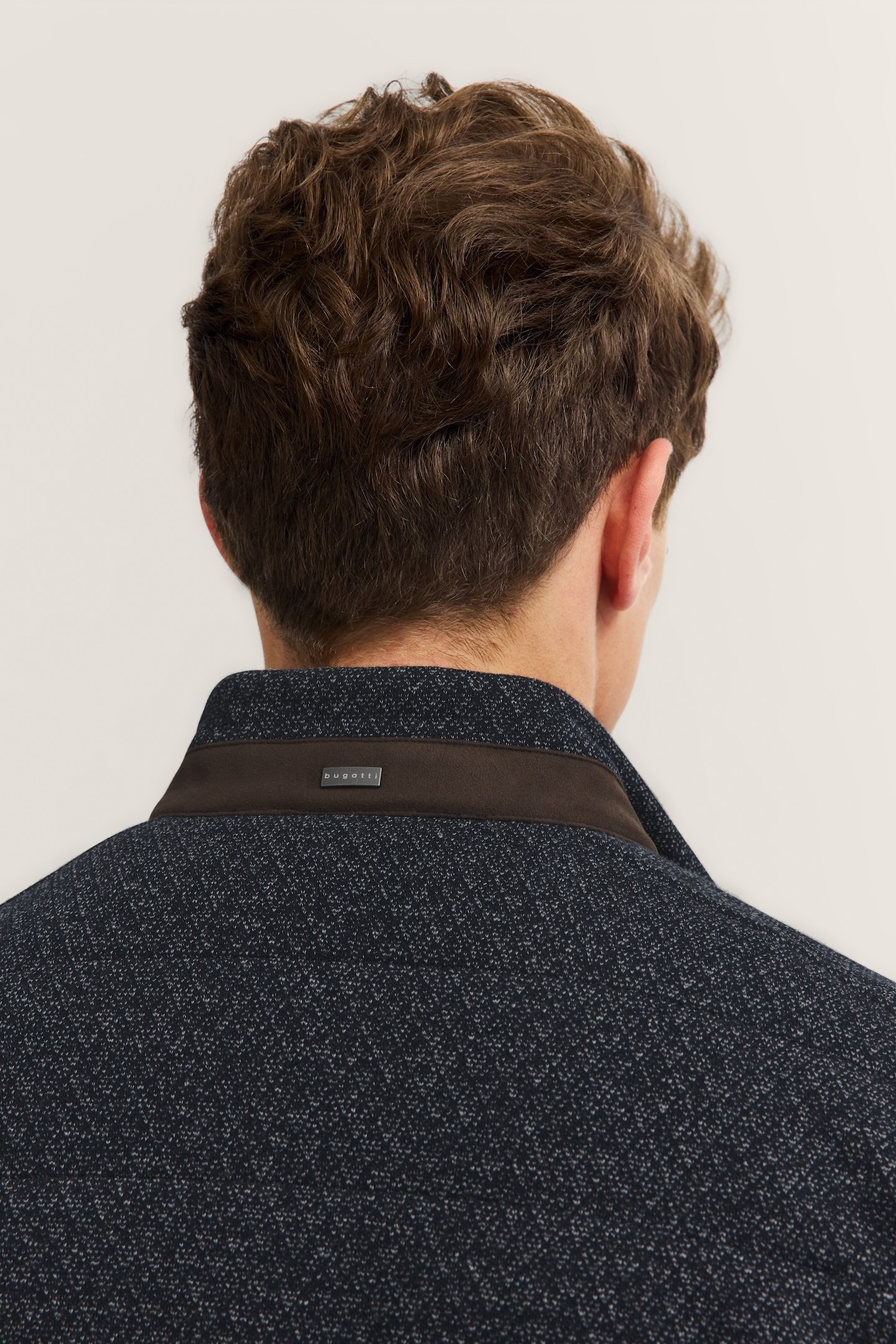 bugatti Gilet de sweat »Regular Fit« mit Stehkragen und aus reine Baumwolle