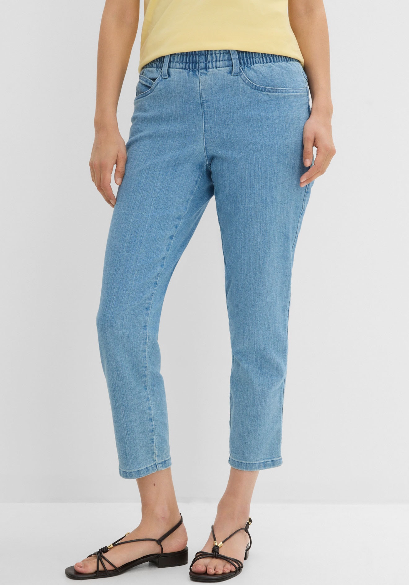 bonprix Jeans droit Paquet, 2 gerades Bein, mit erhöhtem Gummibund, in Stretch-Qualität
