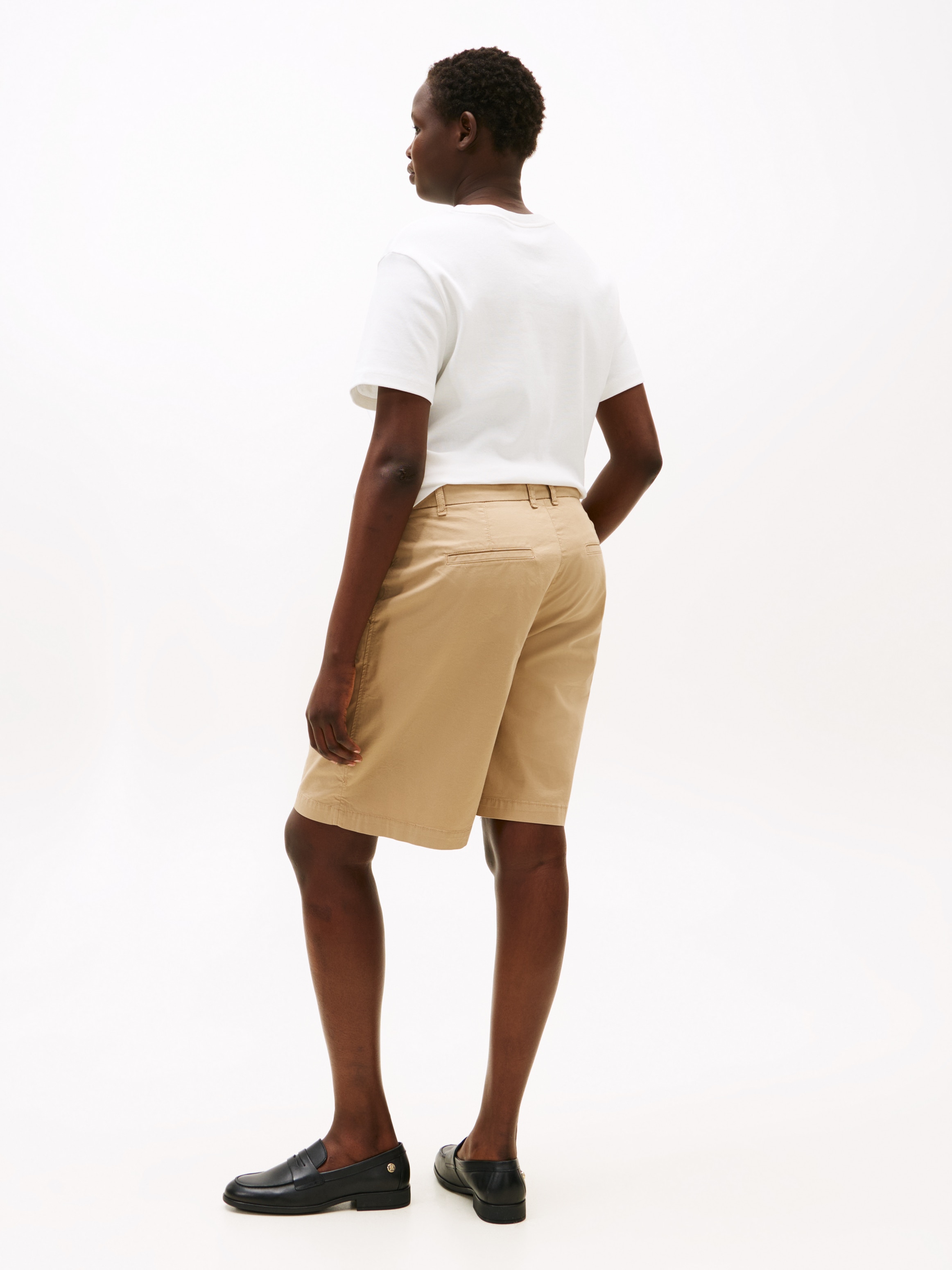 Tommy Hilfiger Curve Shorts »CRV CO BLEND GMD CHINO SHORT«, in Grossen Grössen, Chino Qualität, Logostickerei