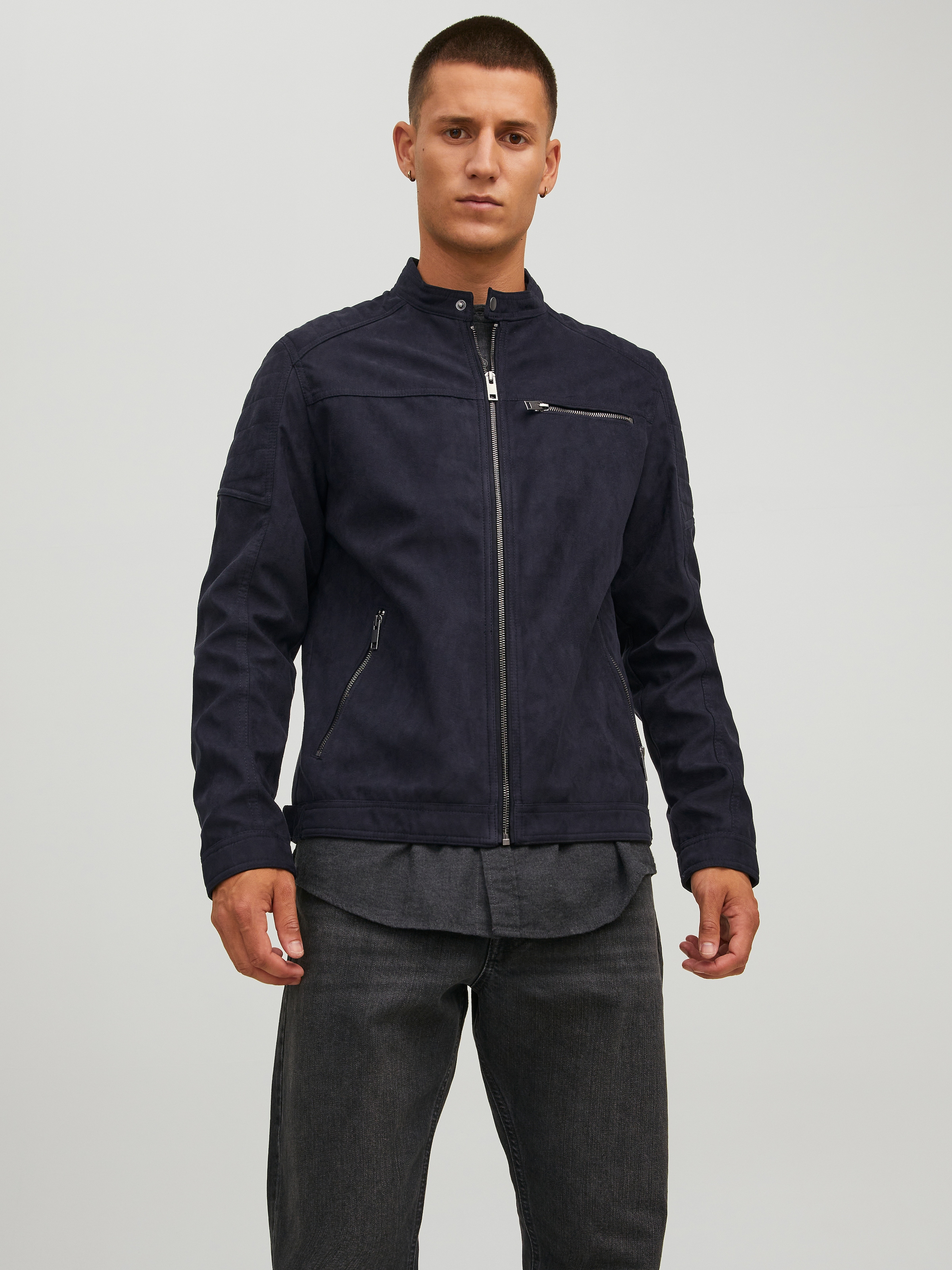 Image of Jack & Jones Lederimitatjacke "JJEROCKY in Kunstlederoptik mit Reissverschlusstaschen" ohne Kapuze unifarben, modisch, regular fit, Lederimitat