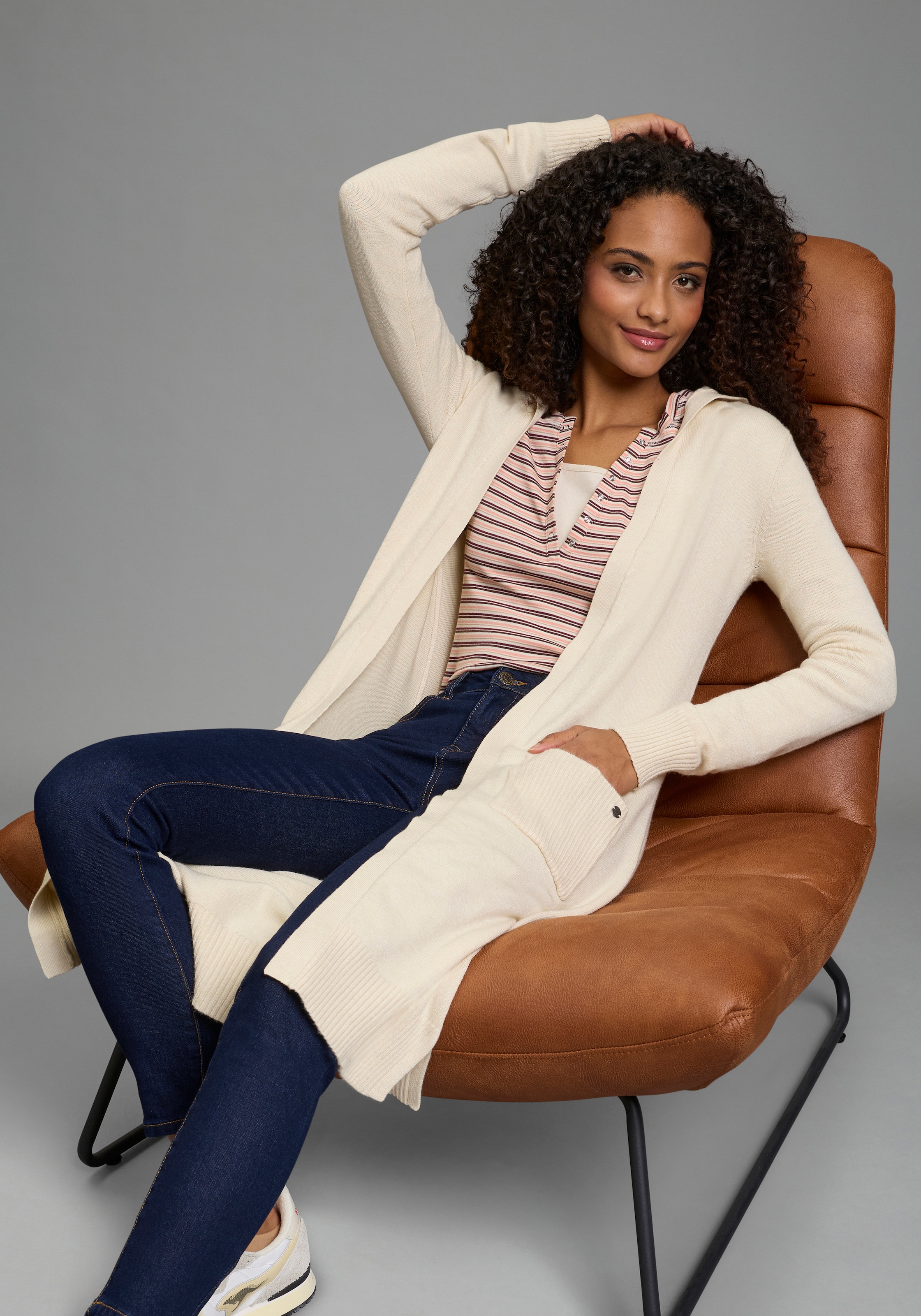 KangaROOS Cardigan long in offener Long-Form mit Kapuze