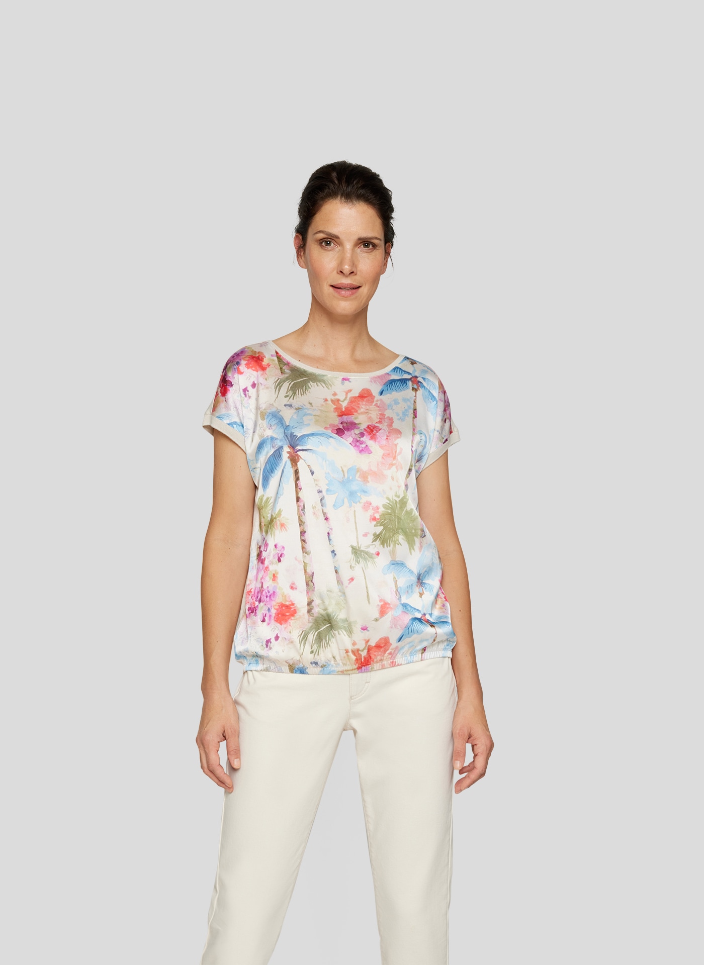Image of Rabe Kurzarmshirt mit floralem Muster vorn, hinten unifarben