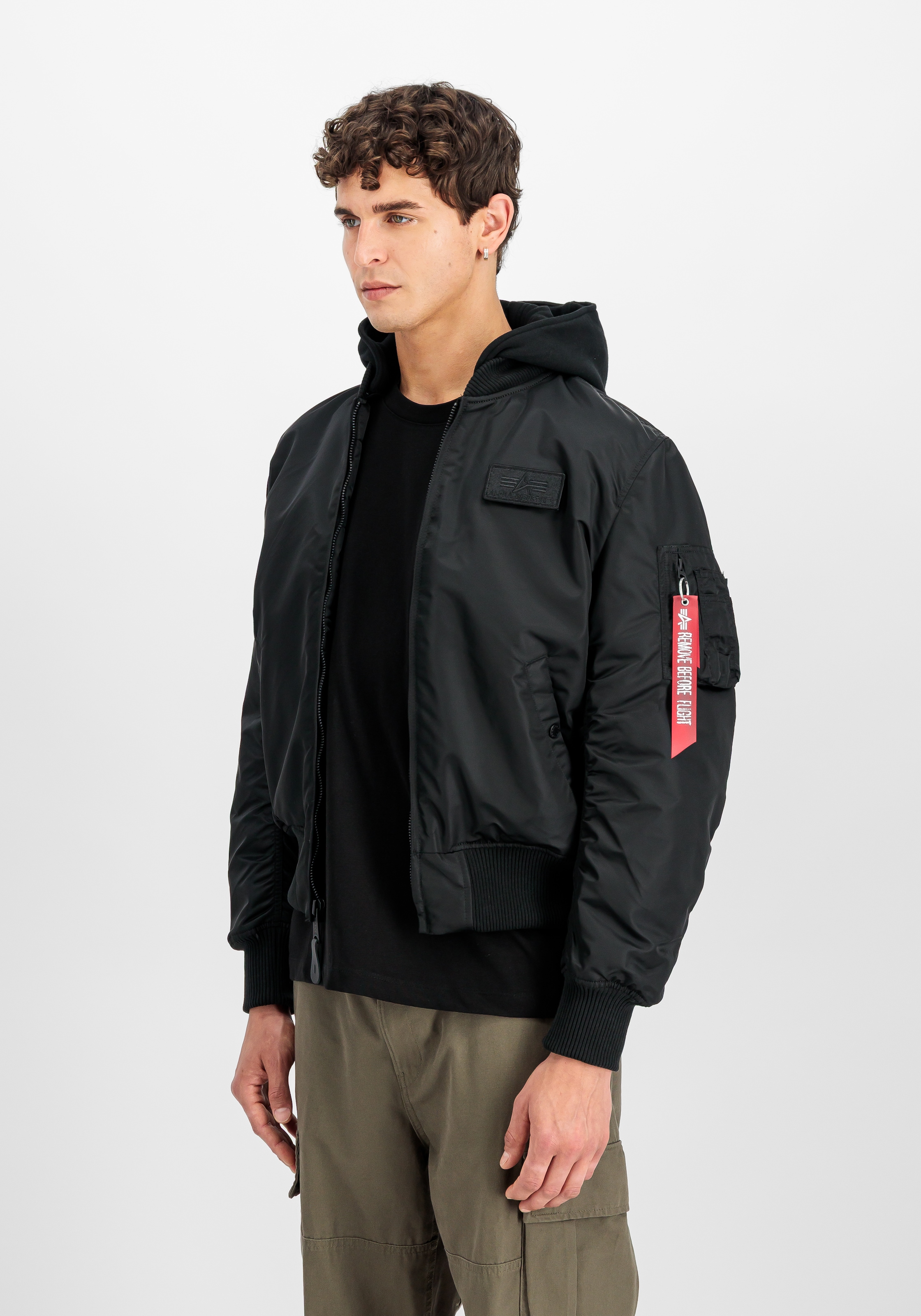 Alpha Industries Bomberjacke »MA-1 ZH Back Print« mit Kapuze Kunstfaser, slim fit