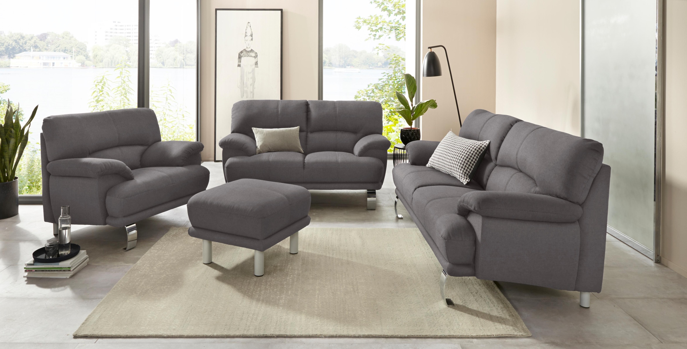 TRENDMANUFAKTUR Fauteuil »Cecilia II, Loungesessel in italienischem Design« breite und bequeme Armlehnen