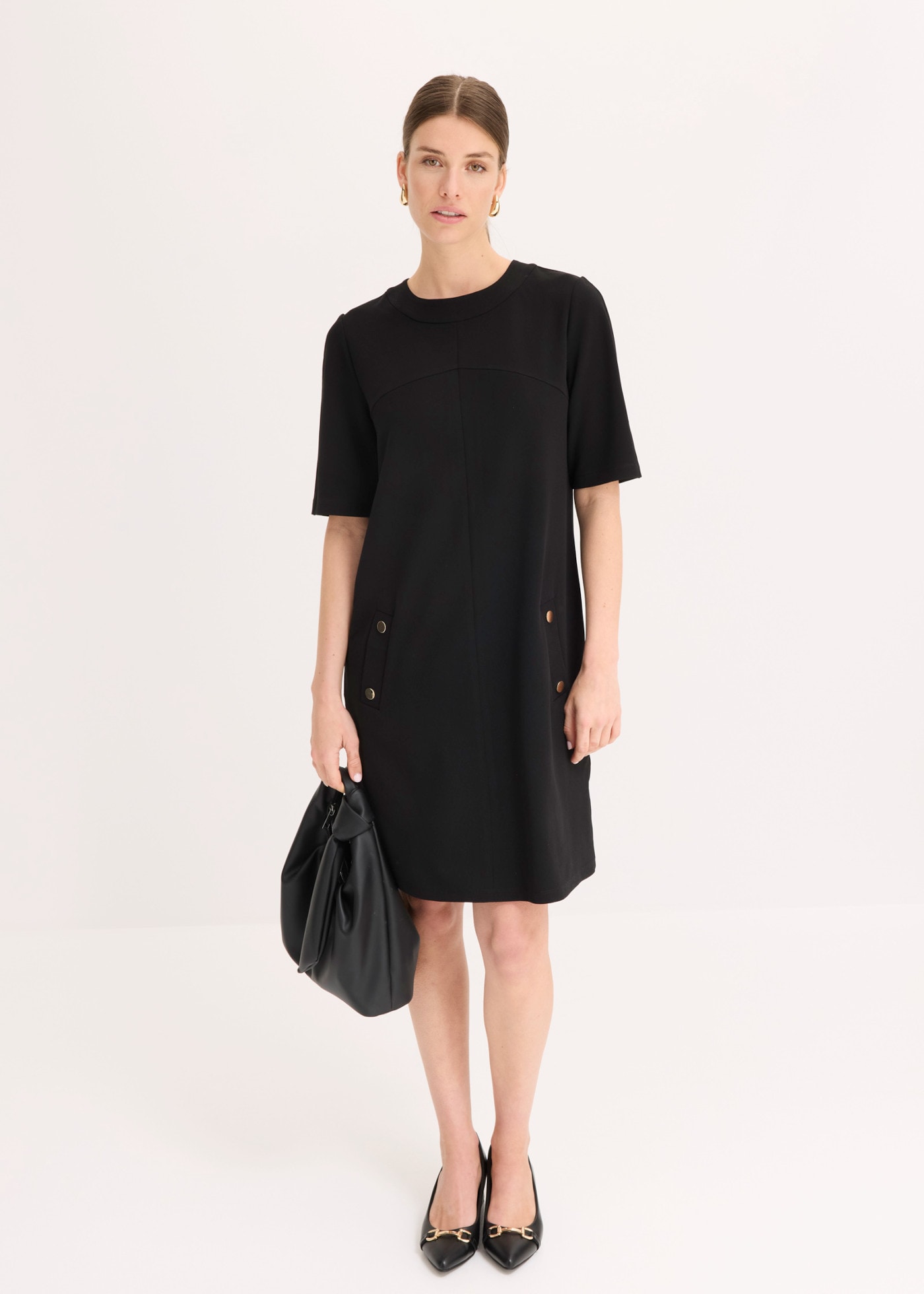 bonprix Robe midi coupe loose fit, manches courtes, en polyester et élasthanne, longueur midi