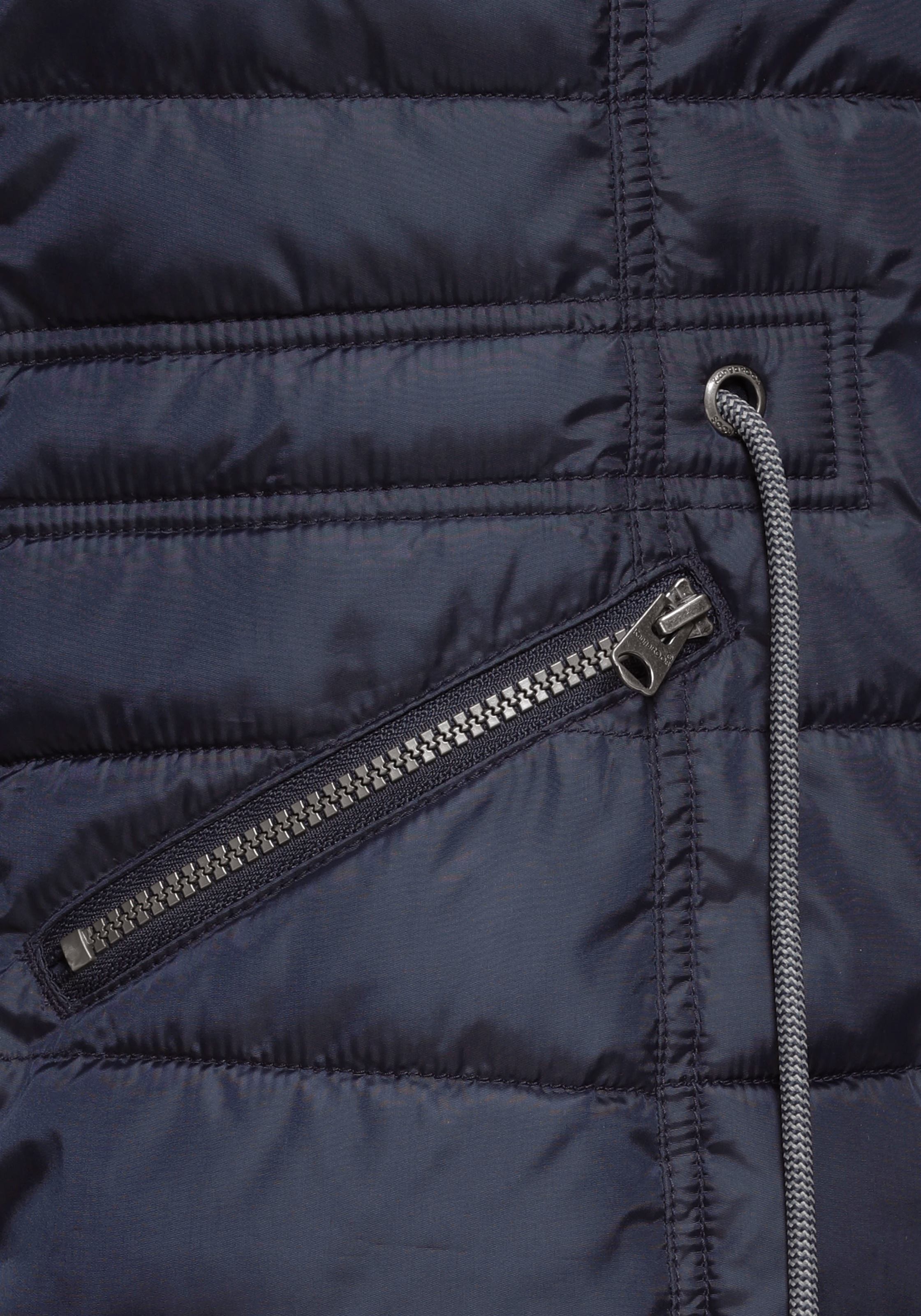 KangaROOS Steppjacke, mit Kapuze, figurbetonter Schnitt, mit Reissverschlusstaschen
