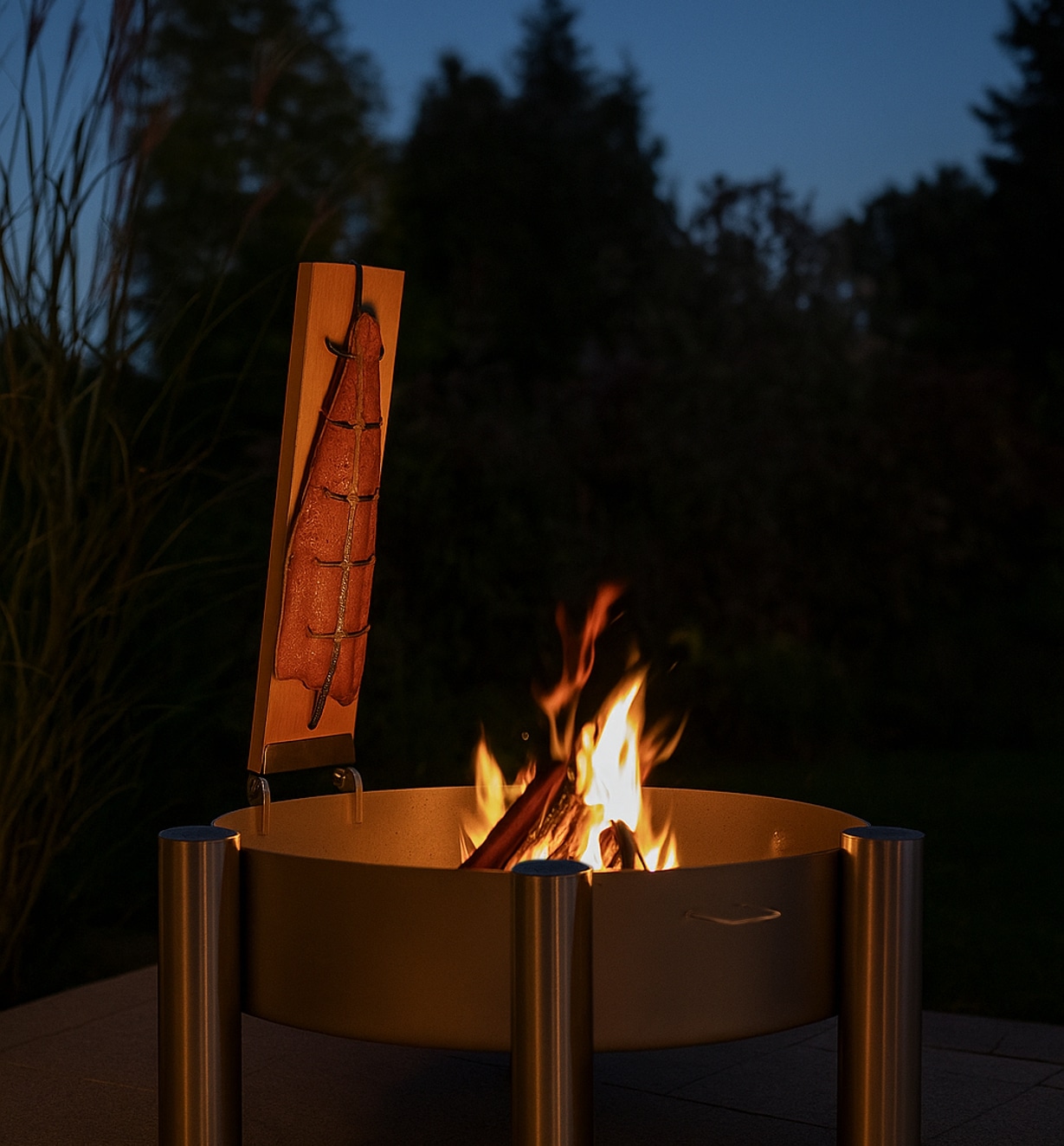 Buschbeck Grillguthalter »Flammlachsbrett-Set« Edelstahl | Massivholz 2 Buchenbretter, 1 Halter, 1 Spange, 