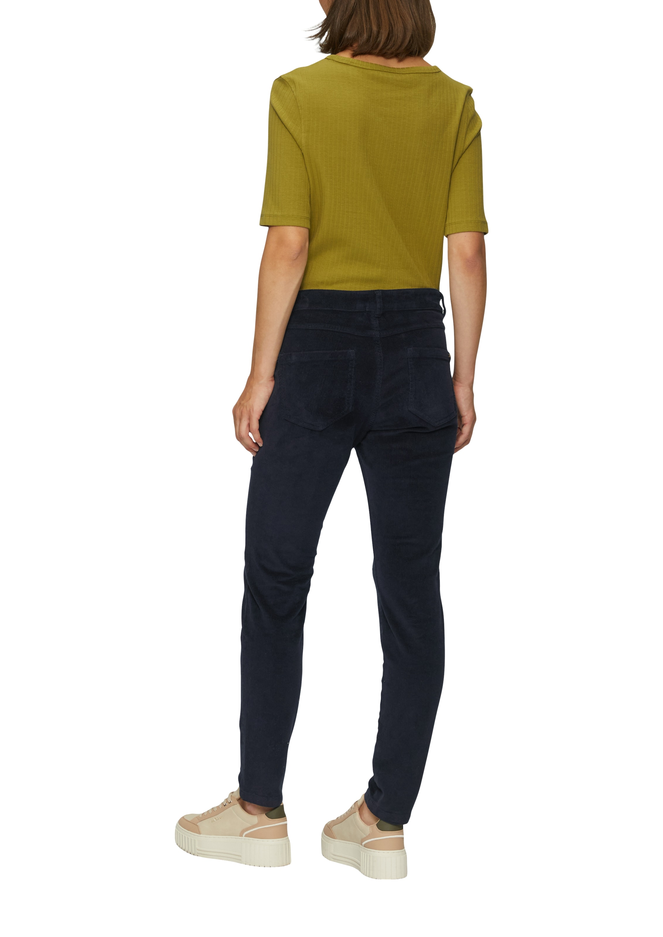 s.Oliver Cordhose, mit schmalem Bein