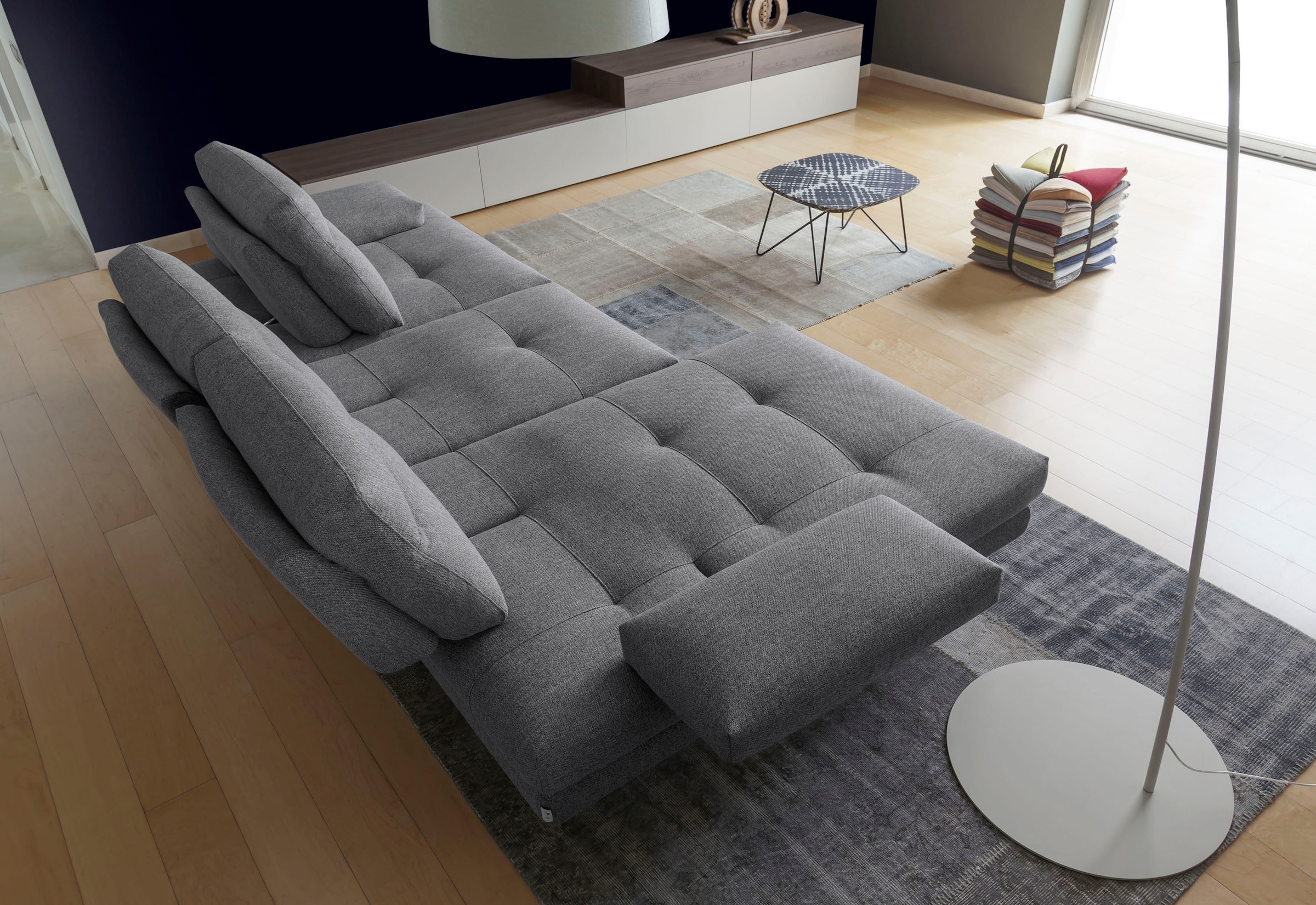CALIA ITALIA Ecksofa »Toby Wing, B/T: 288/153 cm, Designsofa mit hohem Sitzkomfort, L-Form« inklusive Sitztiefenverstellung, Füsse in chrom glänzend
