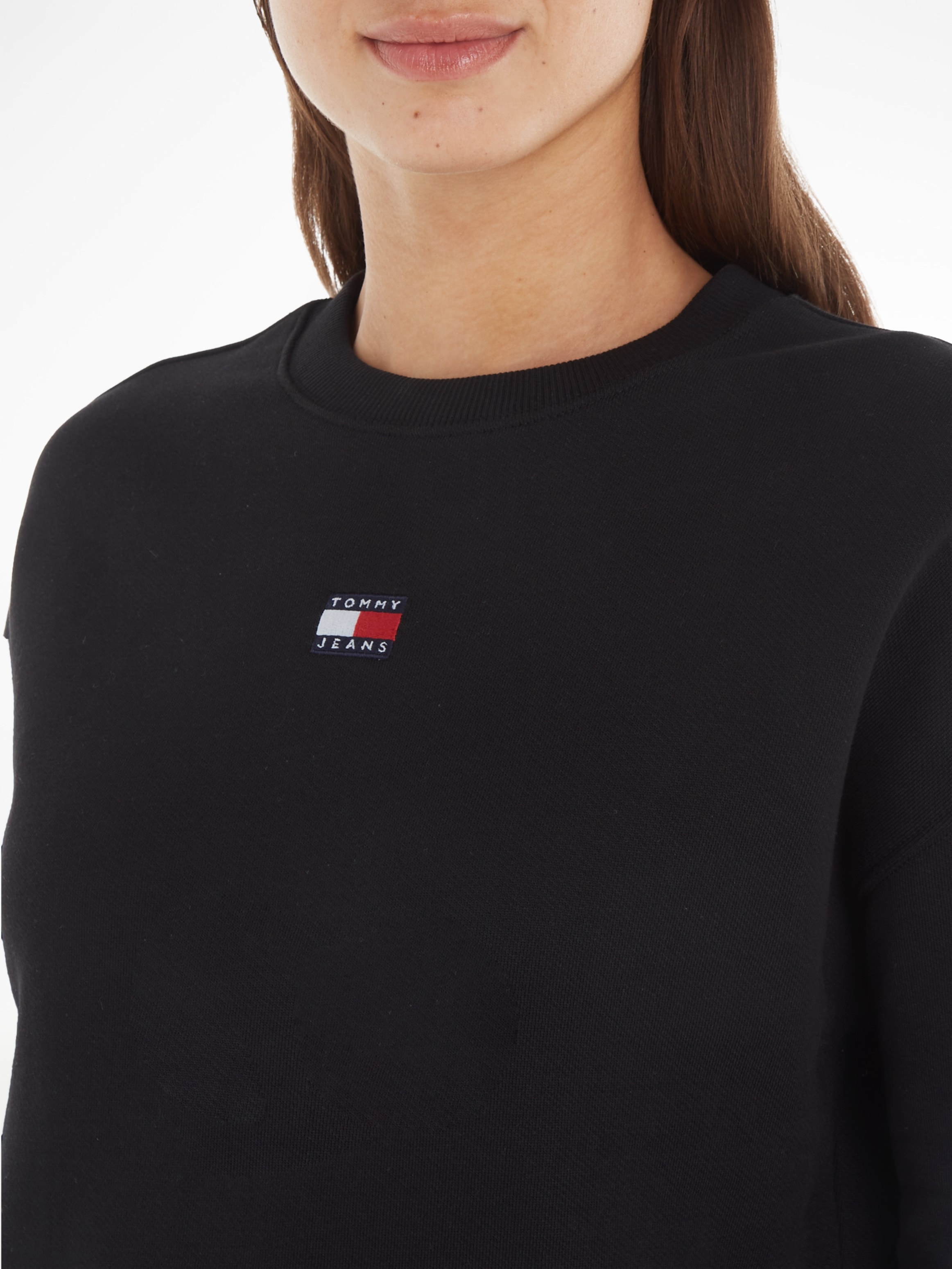 Tommy Jeans Sweatshirt, mit Dropshoulder-Design und Frontlogo