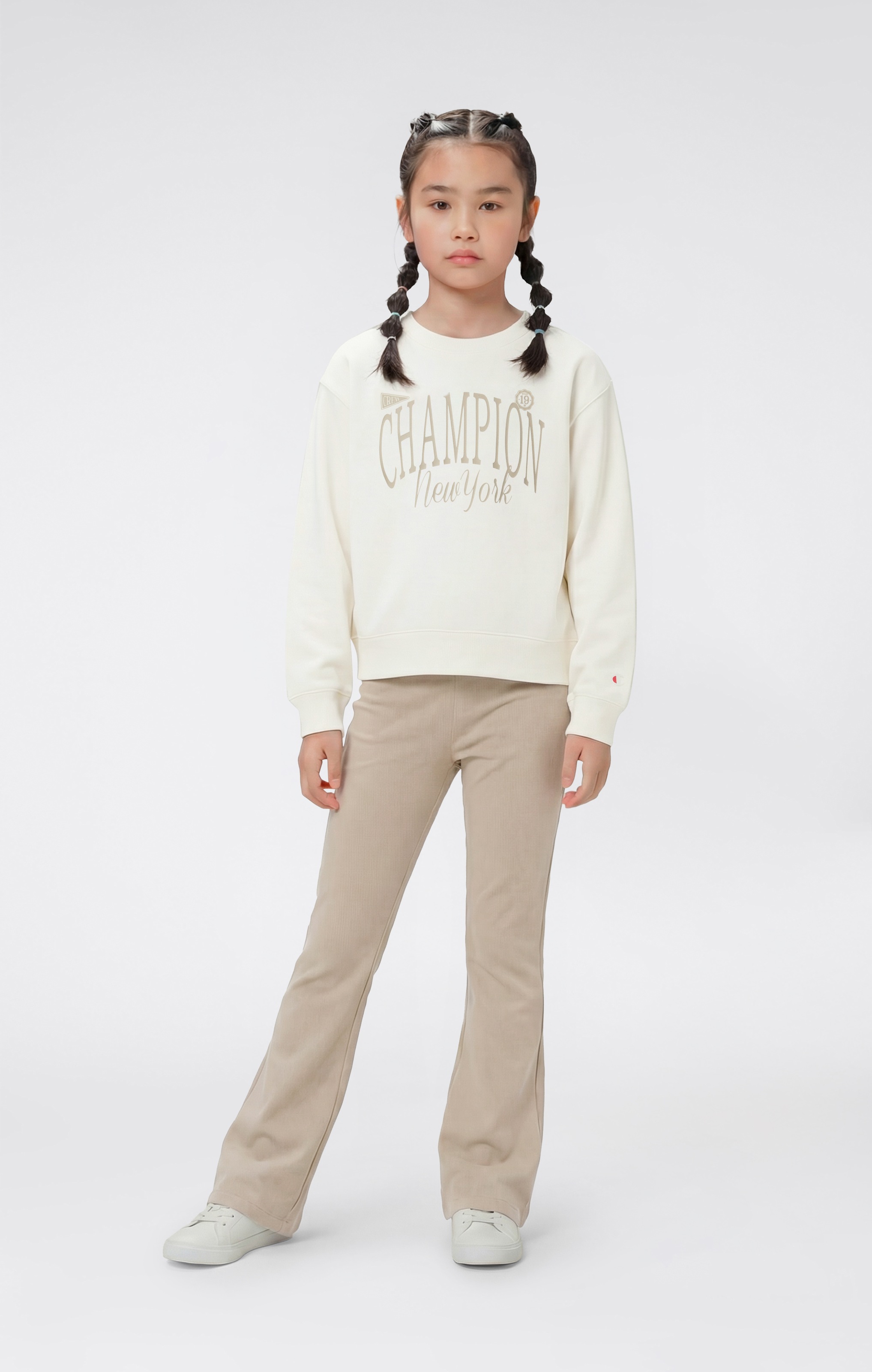 Image of Champion Jogginganzug "Flare Pants Sweatsuits Graphics" 2 tlg. für sportliche Aktivitäten und Freizeit, sportlicher Stil