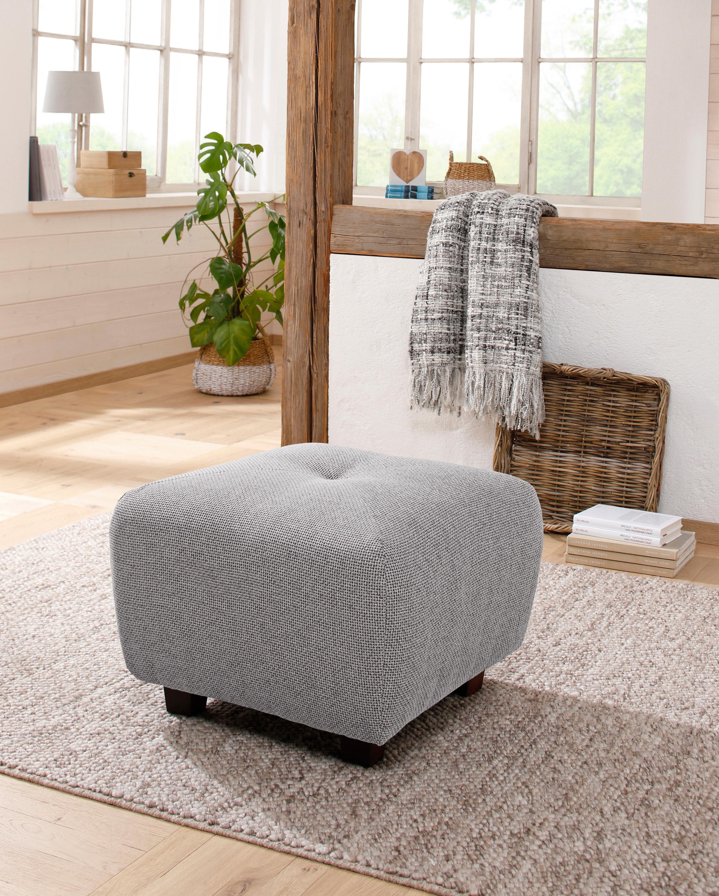 Image of Home affaire Hocker »Falk«, mit Strukturstoff oder Luxus-Microfaser in Lederoptik bei Ackermann Versand Schweiz