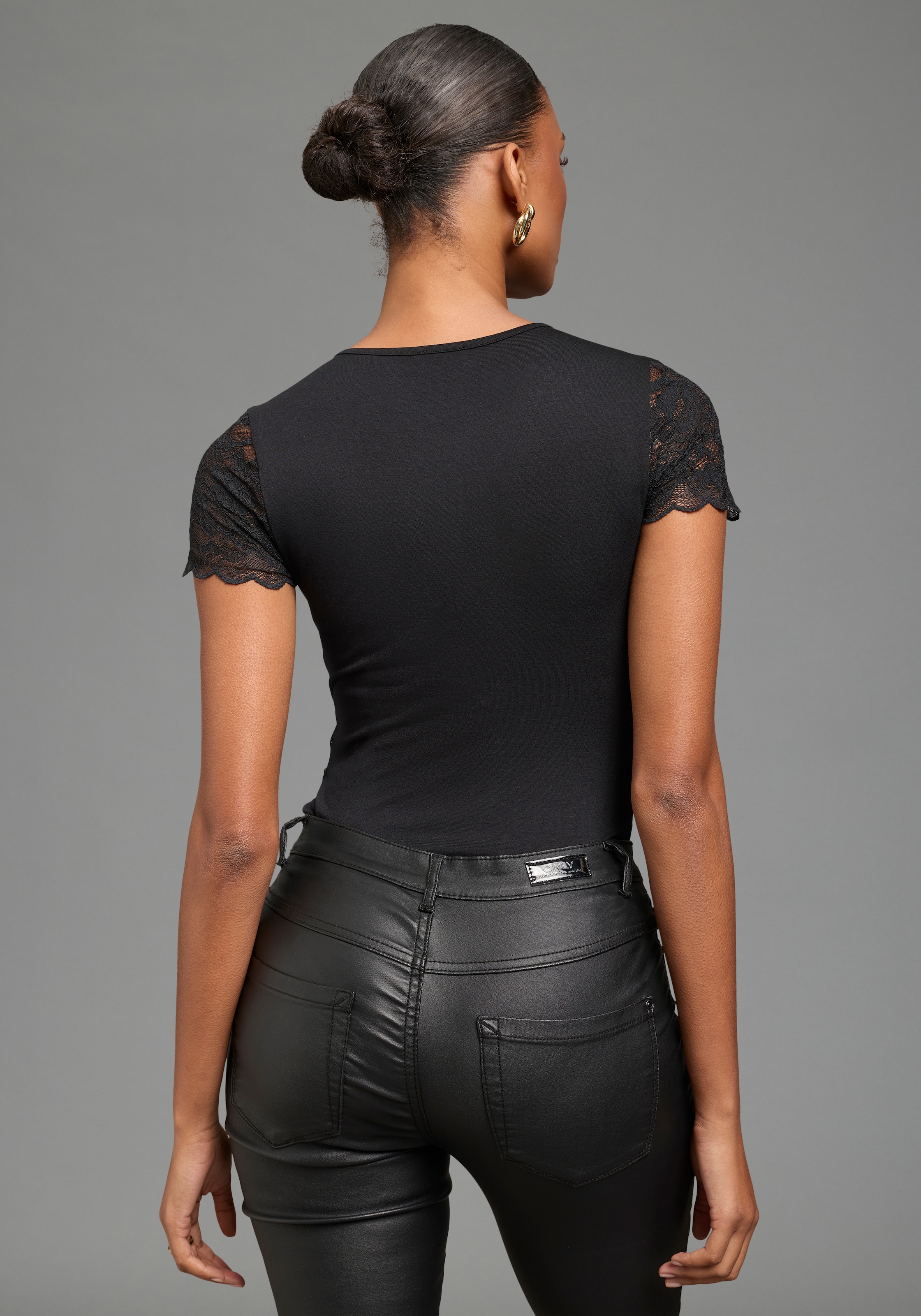 Laura Scott Body coupe ajustée, col rond