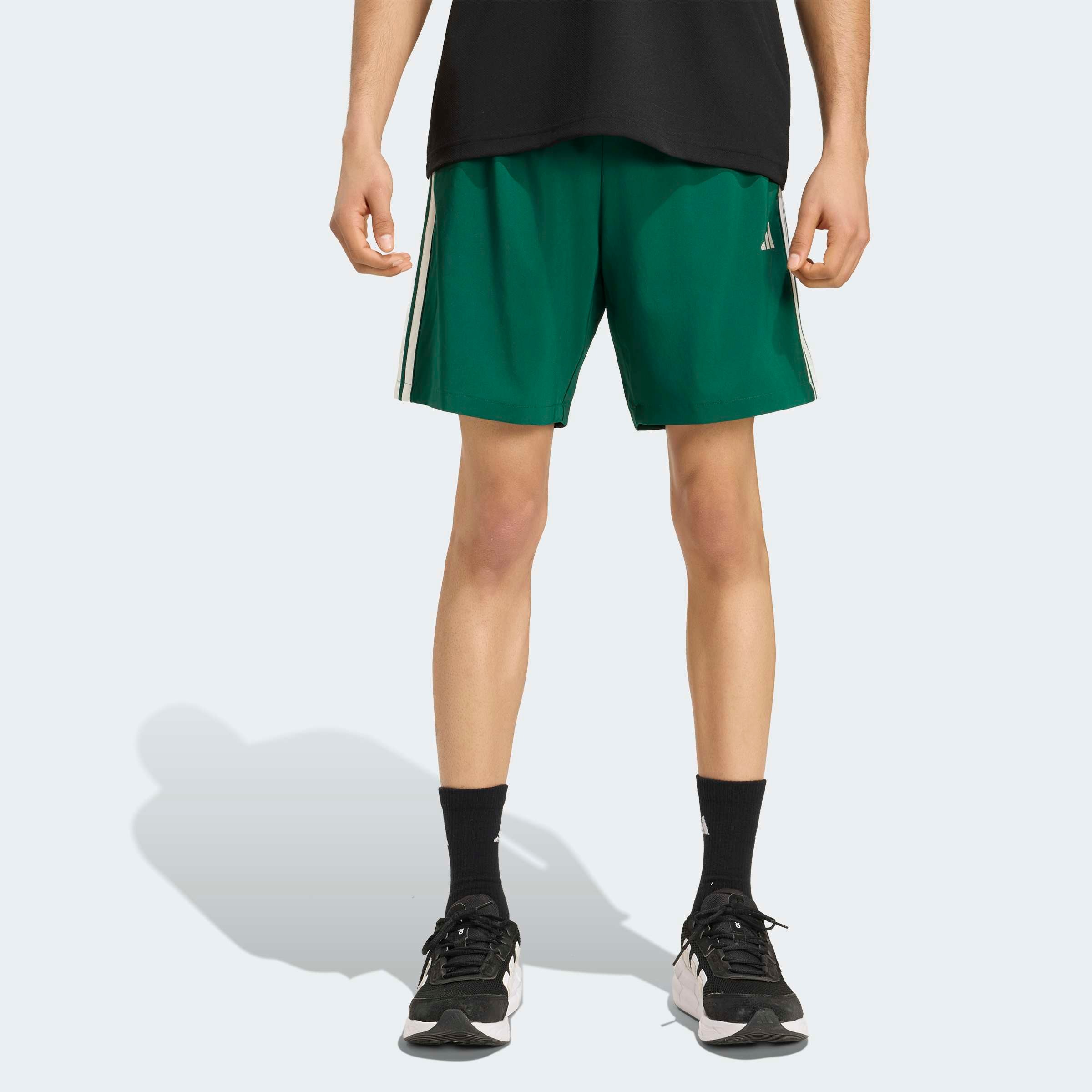 adidas Sportswear Short »ESSENTIALS 3-STREIFEN CHELSEA LITE, GEWEBT«