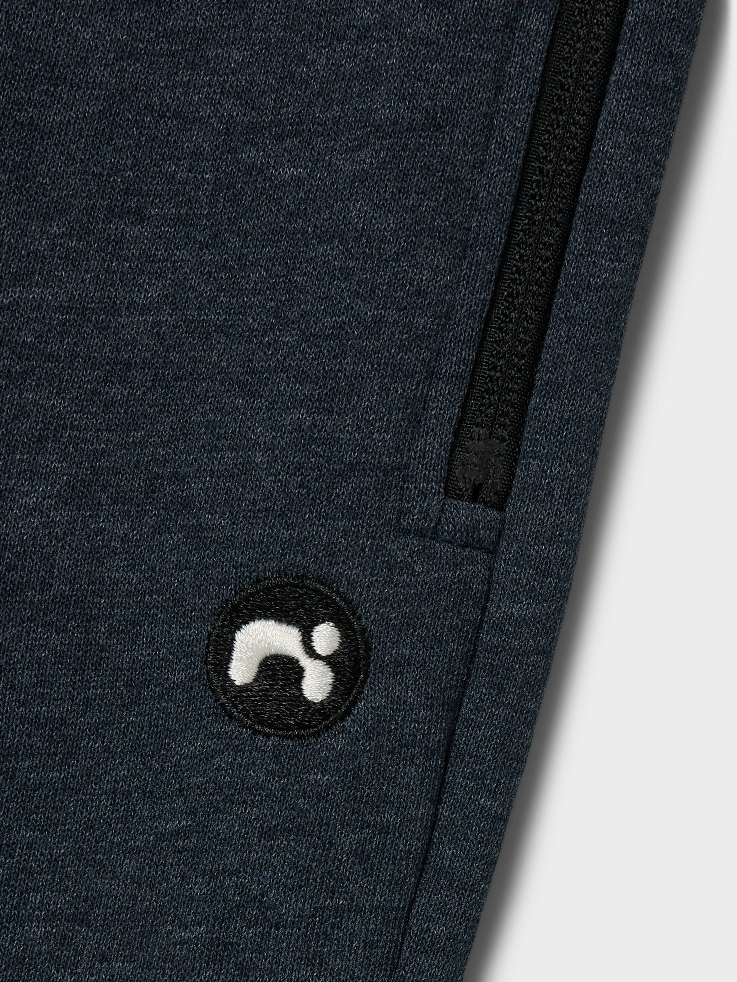 Name It Shorts »NKMVIMO SWE SHORTS BRU NOOS«, mit kontrastfarbigen Details