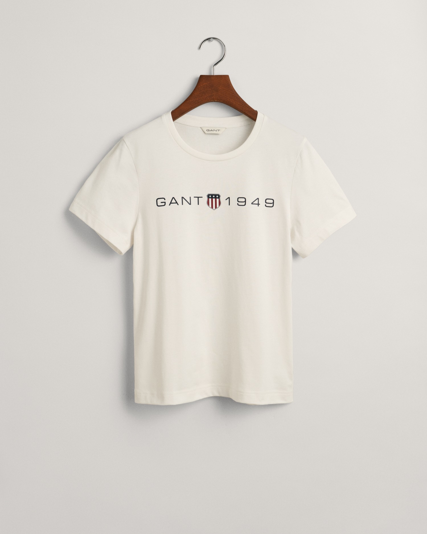 T-Shirt »REG PRINTED GRAPHIC T-SHIRT«, mit einem Retro-Wappengrafik