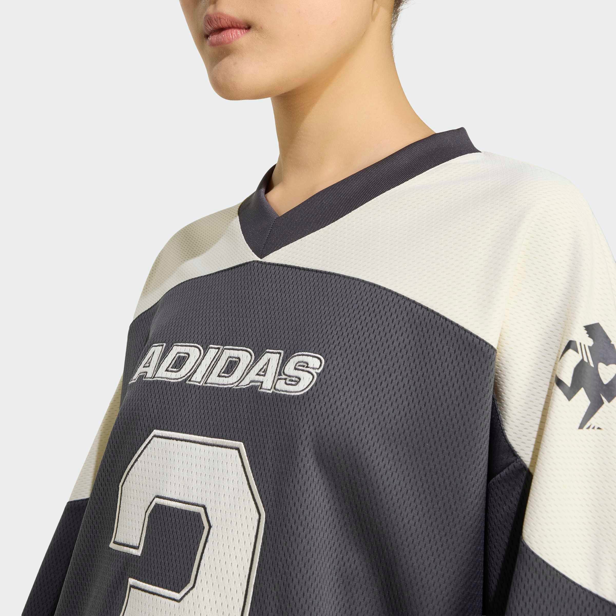 adidas Originals Langarmshirt »ORIGINALS HOCKEY JERSEY DRESS« mit V-Ausschnitt, sportlicher Stil, für Sportmode und Streetwear