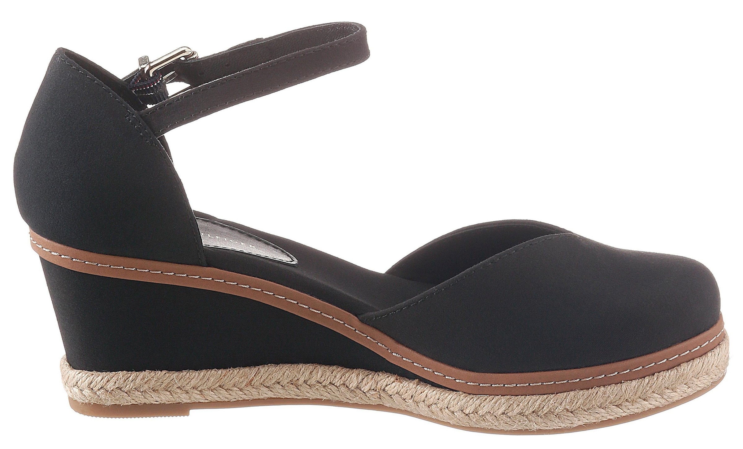 Tommy Hilfiger Spangenpumps »BASIC CLOSED TOE MID WEDGE«, Riemchensandale, Keilabsatz, Sommerschuh, mit verstellbarer Schnalle