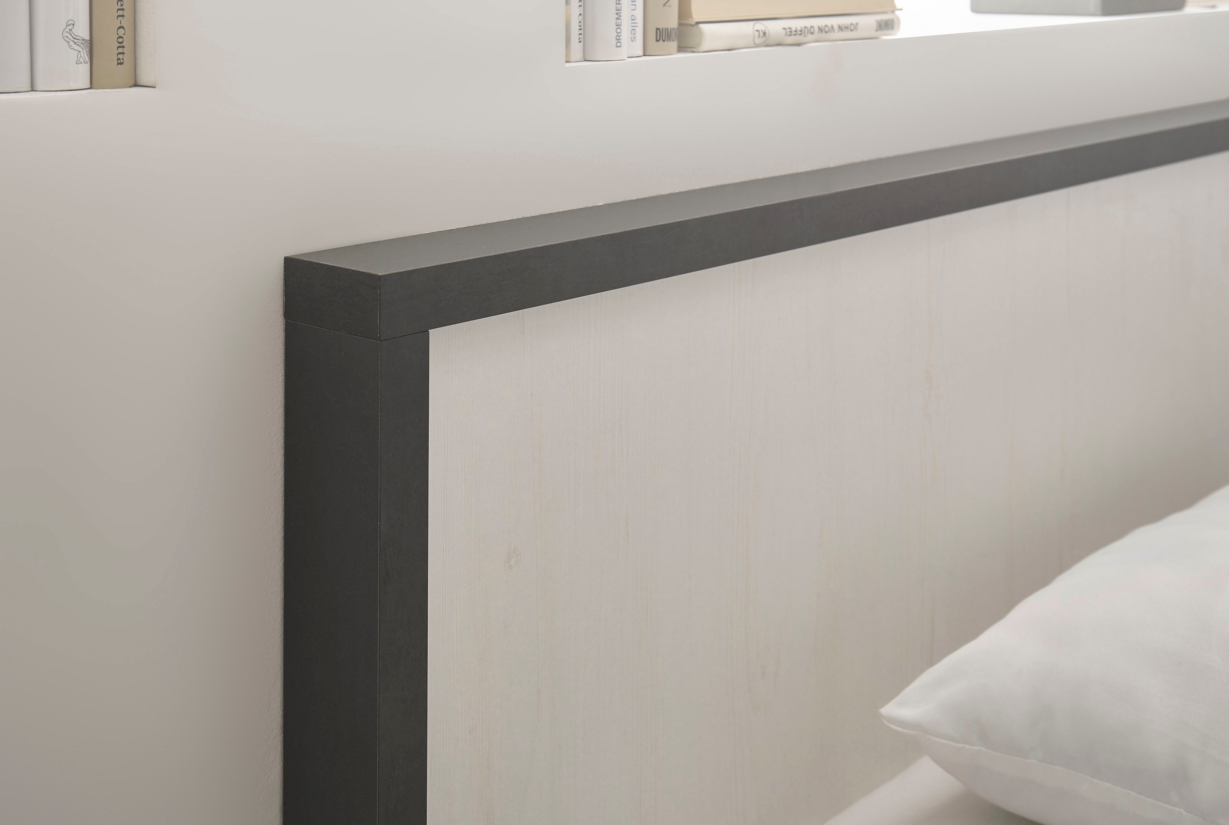 Home affaire Einzelbett »SHERWOOD Liegefläche 90/140 oder 180x200 cm«, aus FSC®-zertifiziertem Holzwerkstoff, rustikaler Landhausstil