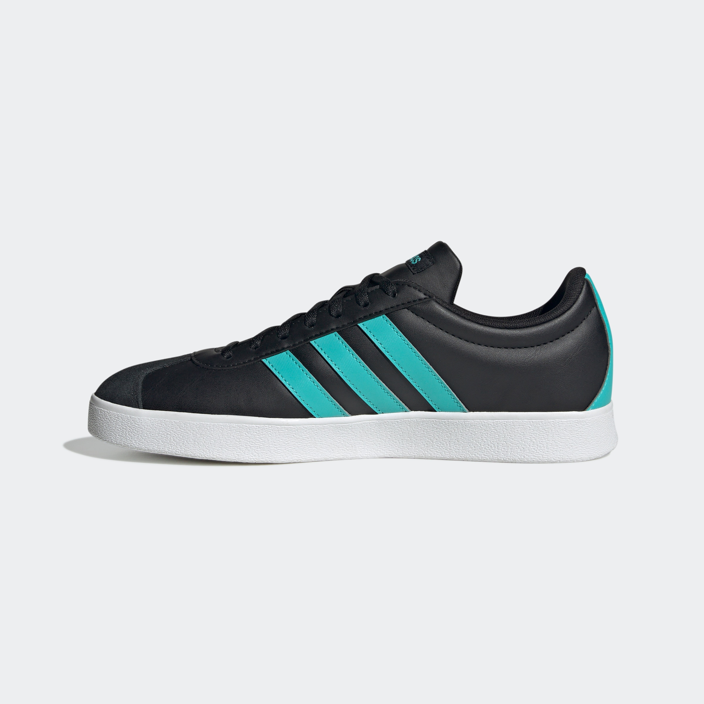 adidas Performance Sneaker »MERCEDES - AMG PETRONAS FORMULA ONE TEAM VL COURT SCHUH«, Mercedes AMG Motorsport