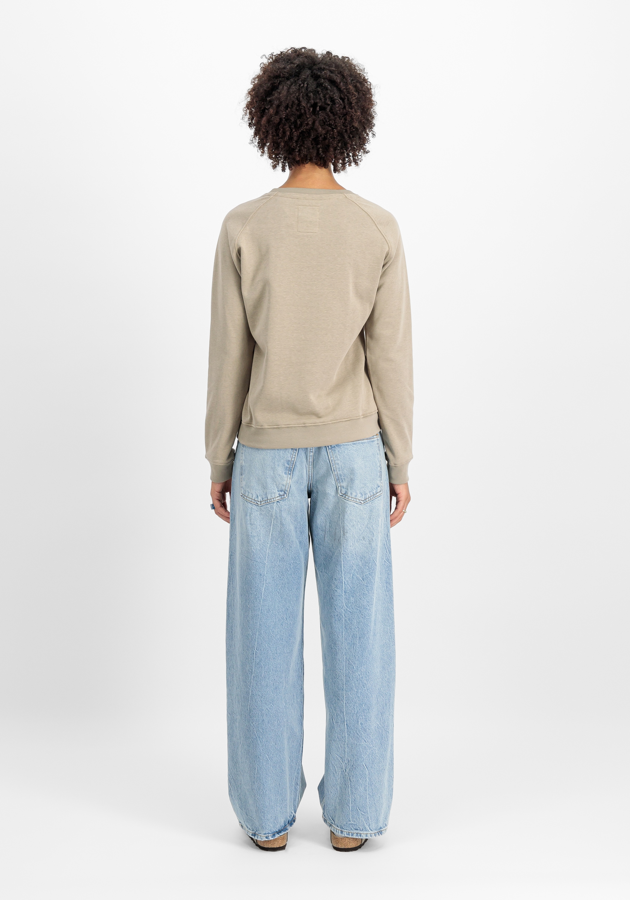 Alpha Industries Sweater »Alpha Industries Women - Sweatshirts New Basic Sweatshirt BL W«