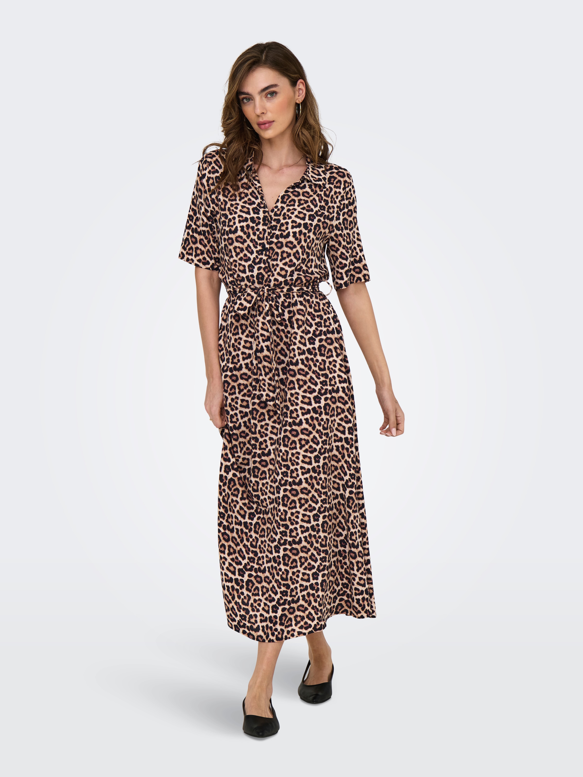 Image of JDY Hemdblusenkleid "JDYSTARSEZEN LIFE 2/4 MIDIDRESS WVN NOOS" Sommerkleid