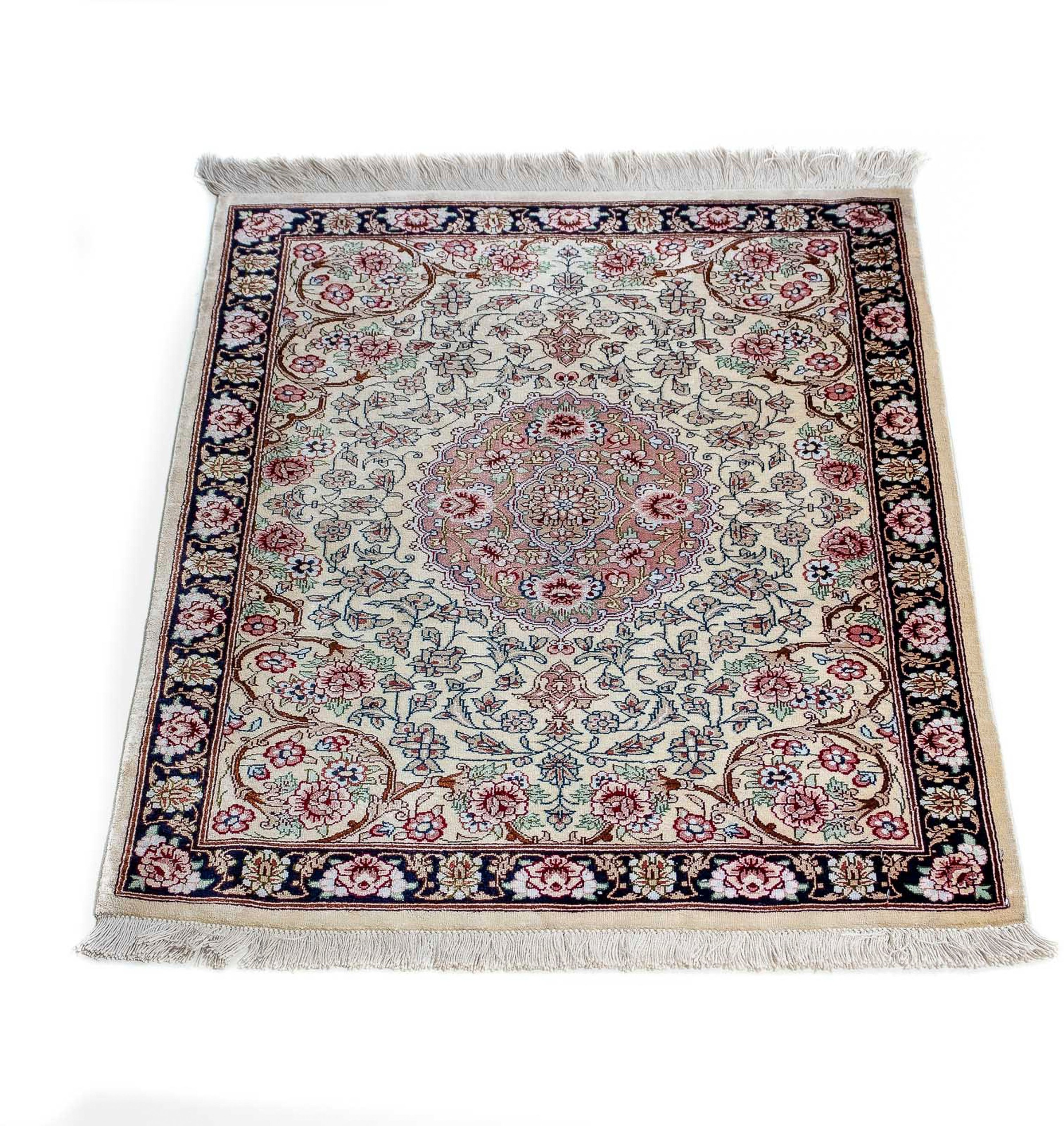 Image of morgenland Orientteppich »Perser - Ghom - 77 x 55 cm - beige«, rechteckig, 10 mm Höhe, Wohnzimmer, Handgeknüpft, Einzelstück mit Zertifikat bei Ackermann Versand Schweiz