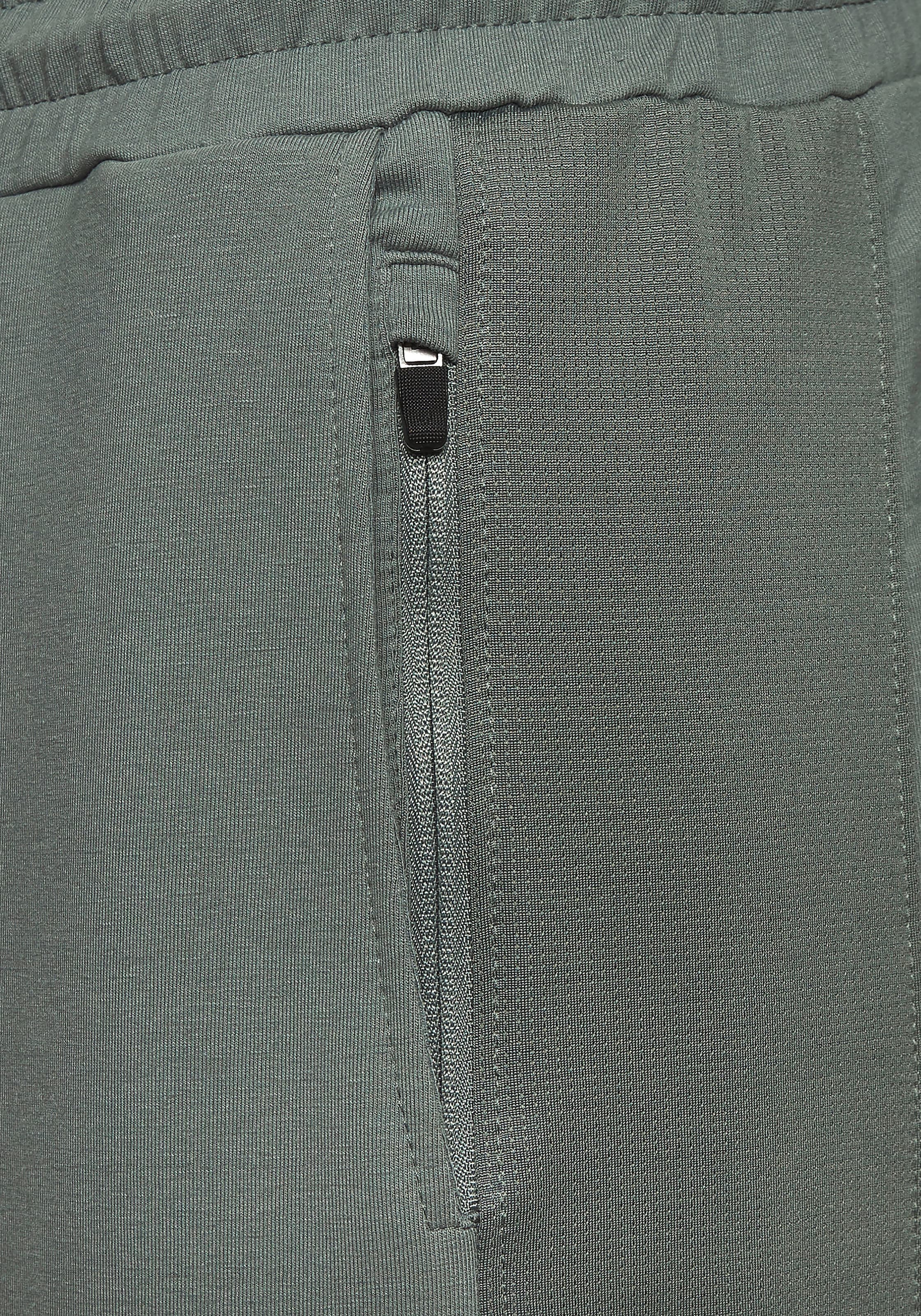 le jogger® Sweatpants, mit farblichen Einsatz und Reissverschlusstaschen