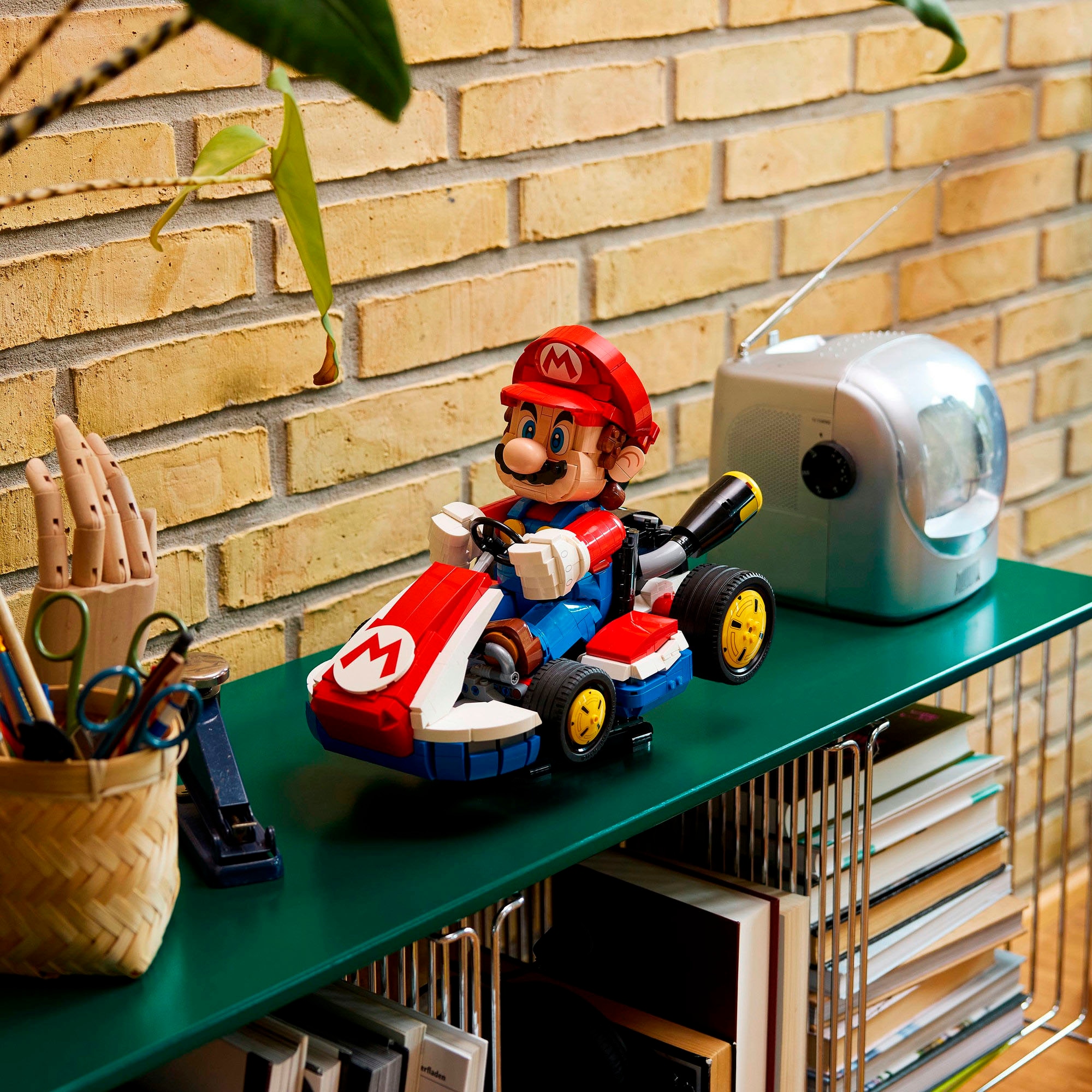 LEGO® Pions de construction »Mario Kart: Mario & Standard-Kart (72037), LEGO Super Mario« Made in Europe