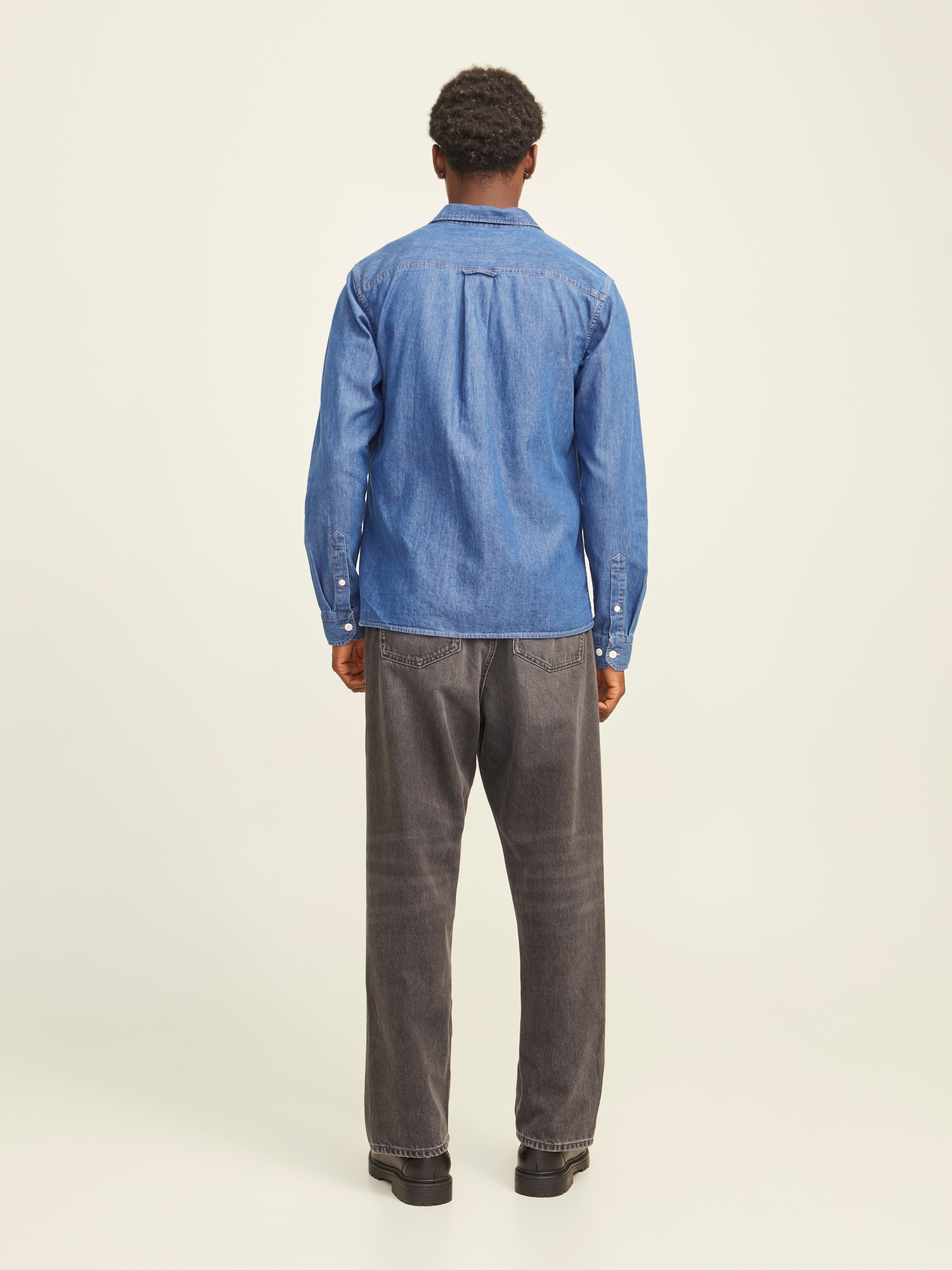 Jack & Jones Langarmhemd »JJETRAVIS SHIRT LS NOOS«, mit Brusttaschen