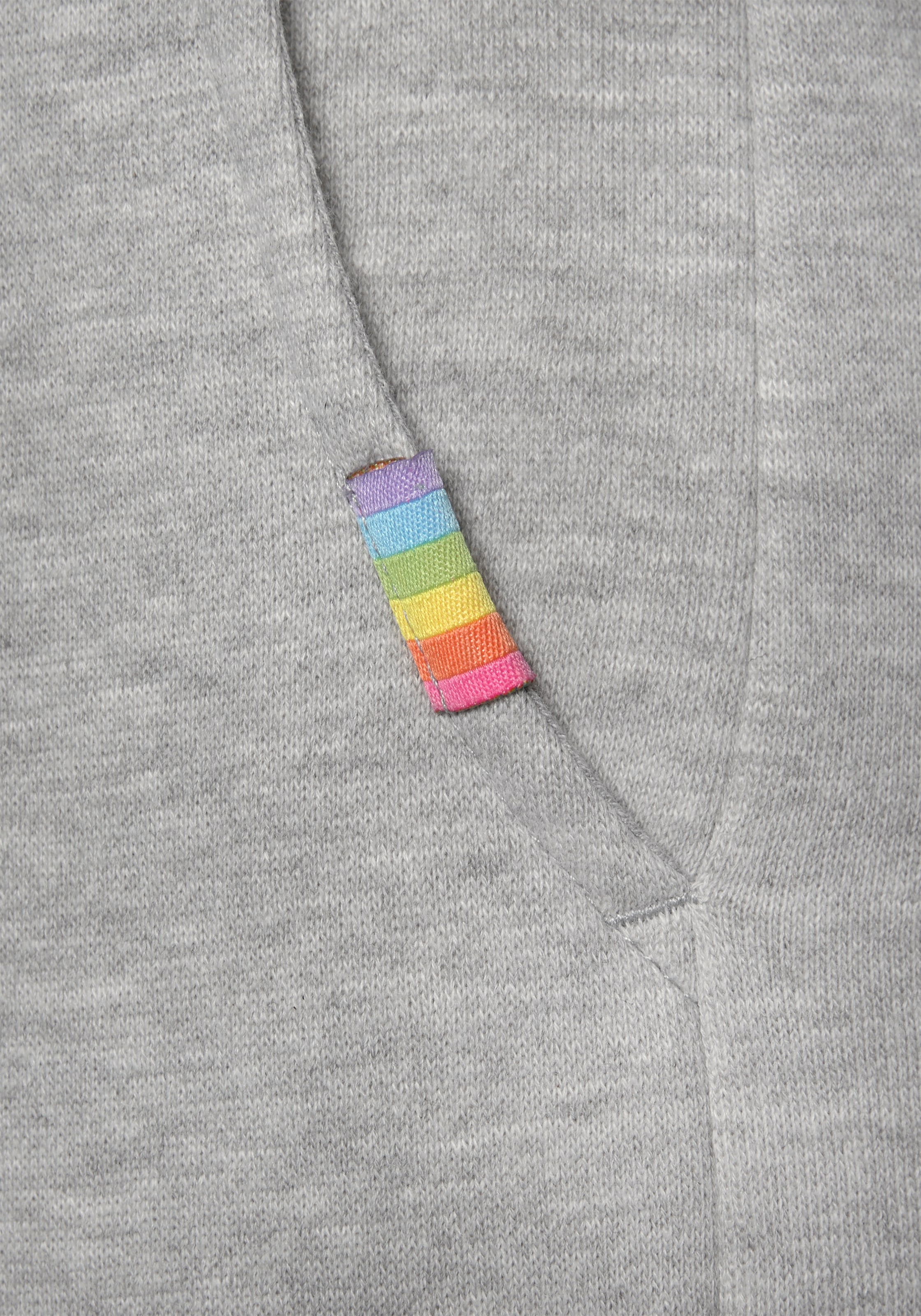 LASCANA Relaxshorts »Pride«  mit Regenbogen-Label