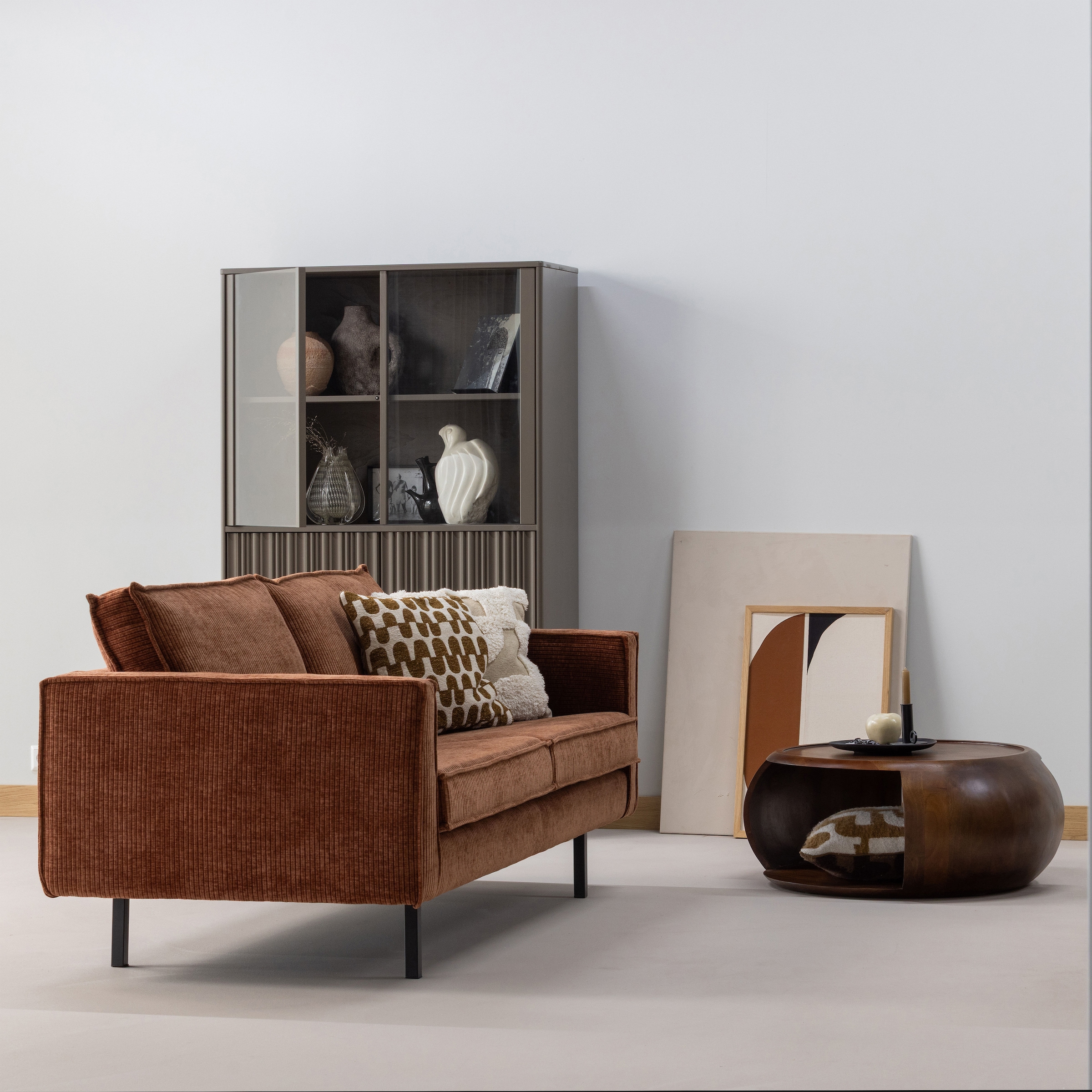 WOOOD Table basse »Cole mit Massivmangoholz und Aussparung B 72 x T 72 x H 36 cm« forme organique, capacité de charge 11,3 kg, pour usage intérieur