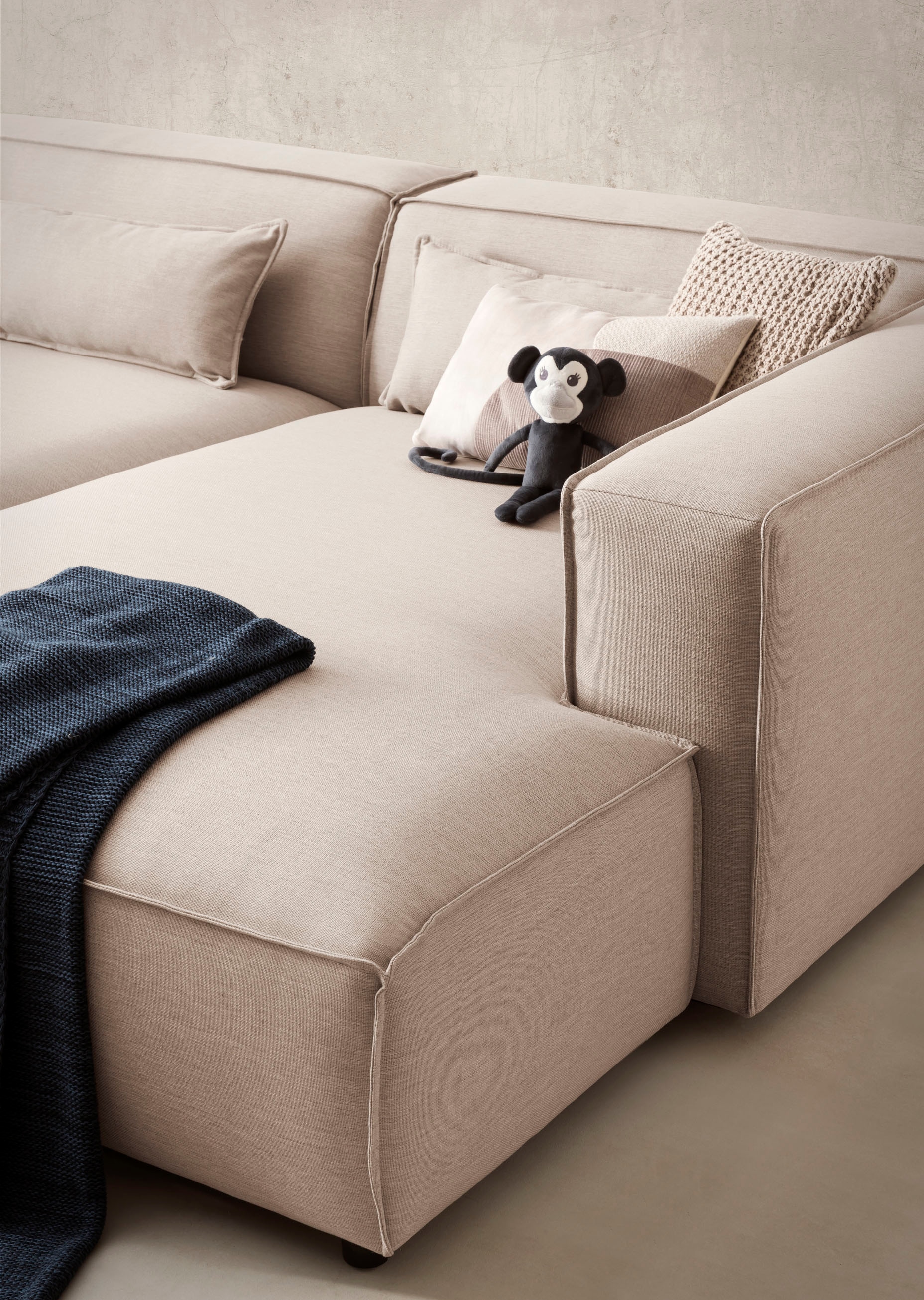 LeGer Home by Lena Gercke Ecksofa »PIARA XXL, Big-Sofa in Cord oder Leinenoptik, L-Form, mit Kedernaht«, wahlweise Ottomane rechts/links, schwarze Füsse, extra tiefe Sitzfläche