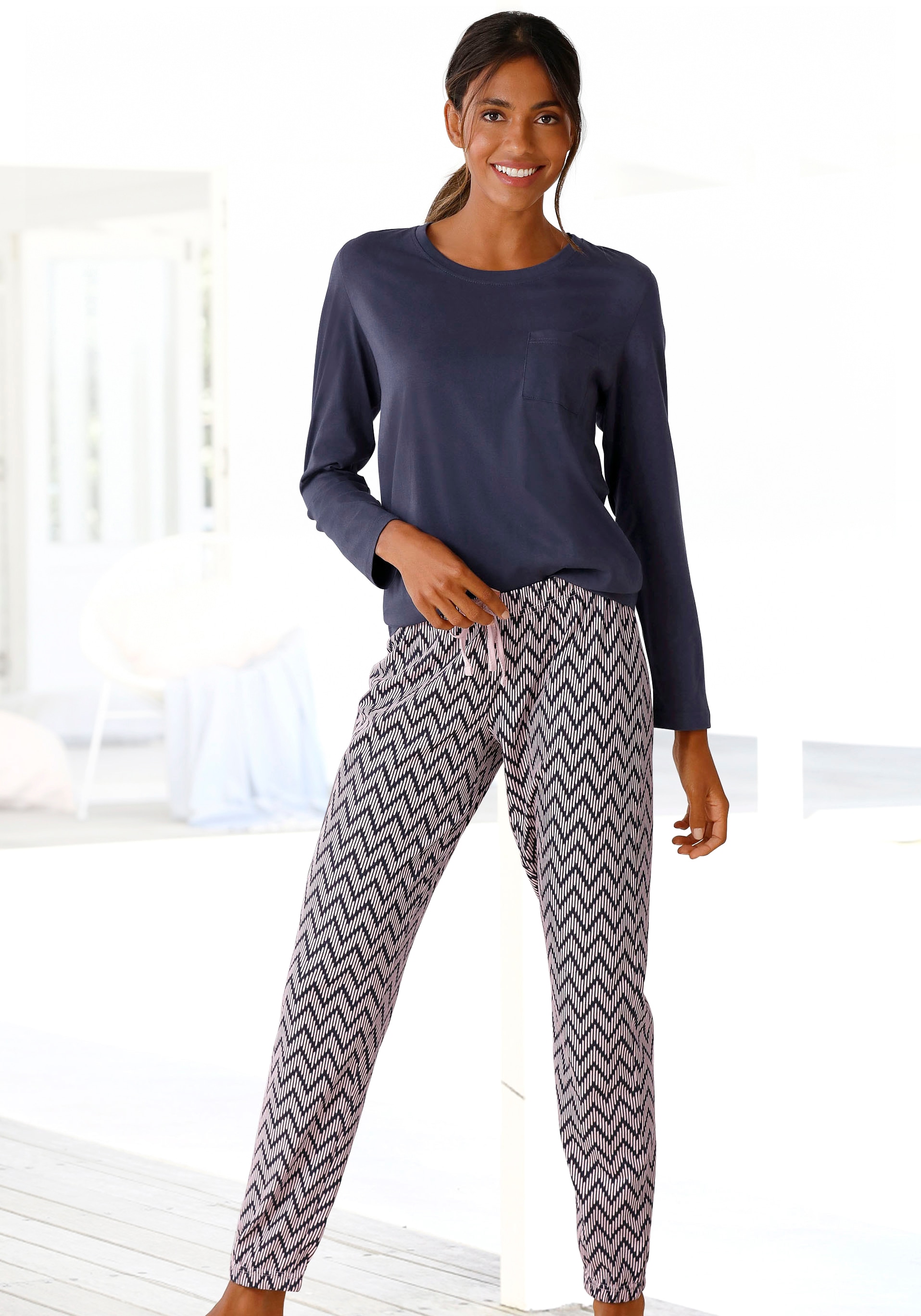 Image of Vivance Dreams Pyjama Set, 2 tlg. mit gemusterter Schlafhose